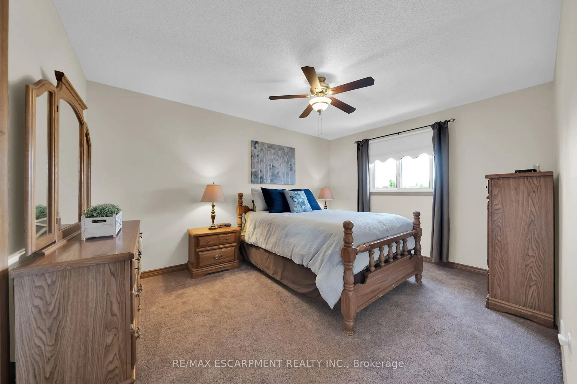 Photo 19 of 212 Alderlea Avenue, Hamilton, Allison — HOMEH