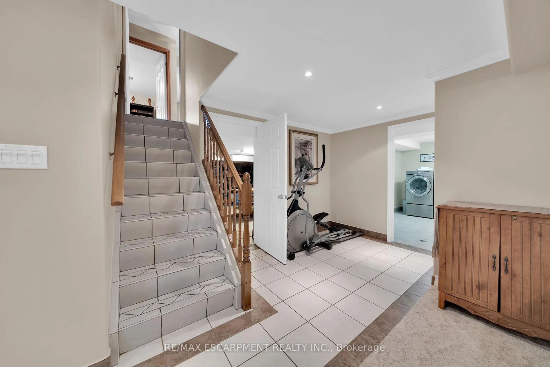 Photo 24 of 212 Alderlea Avenue, Hamilton, Allison — HOMEH
