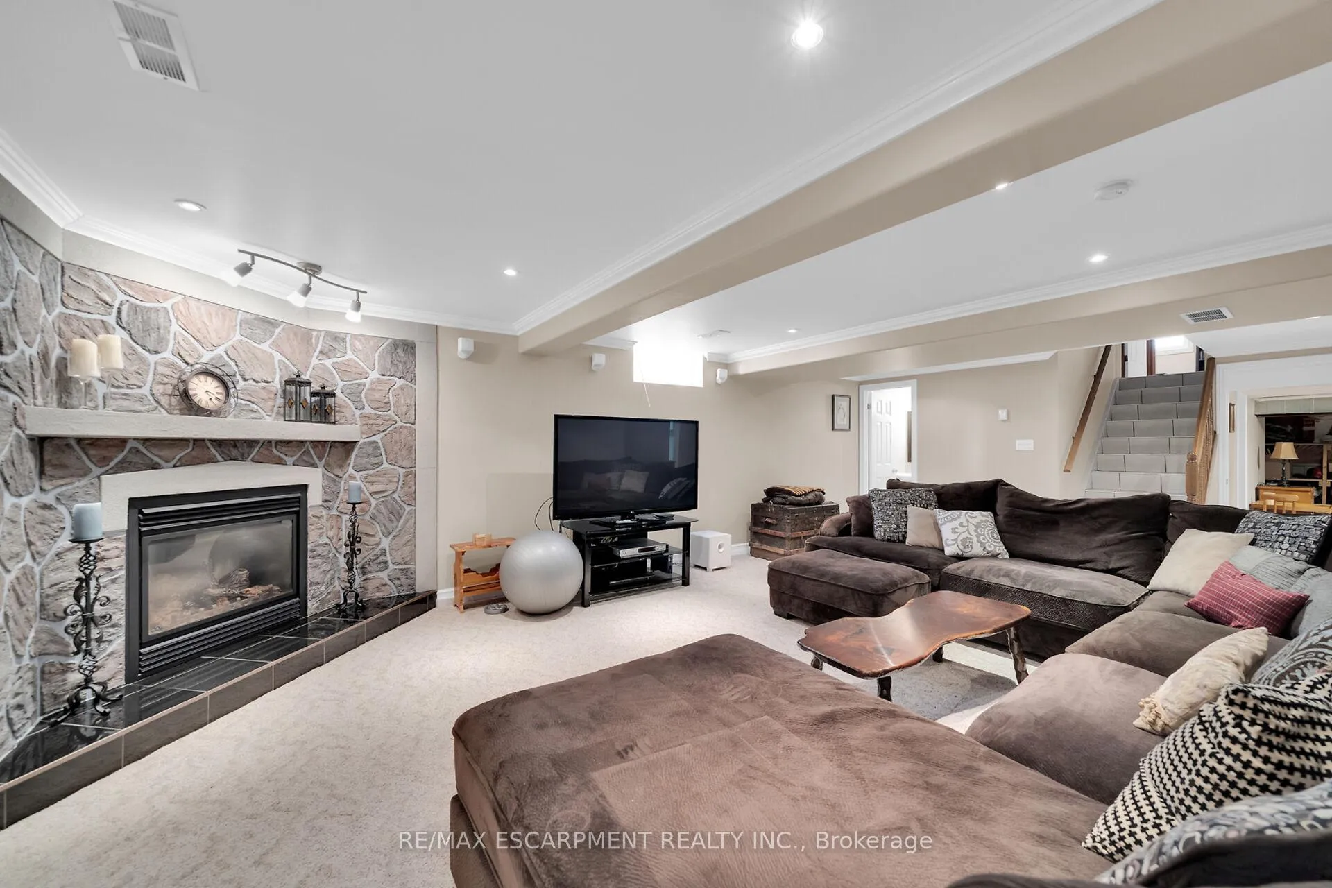 Photo 28 of 212 Alderlea Avenue, Hamilton, Allison — HOMEH