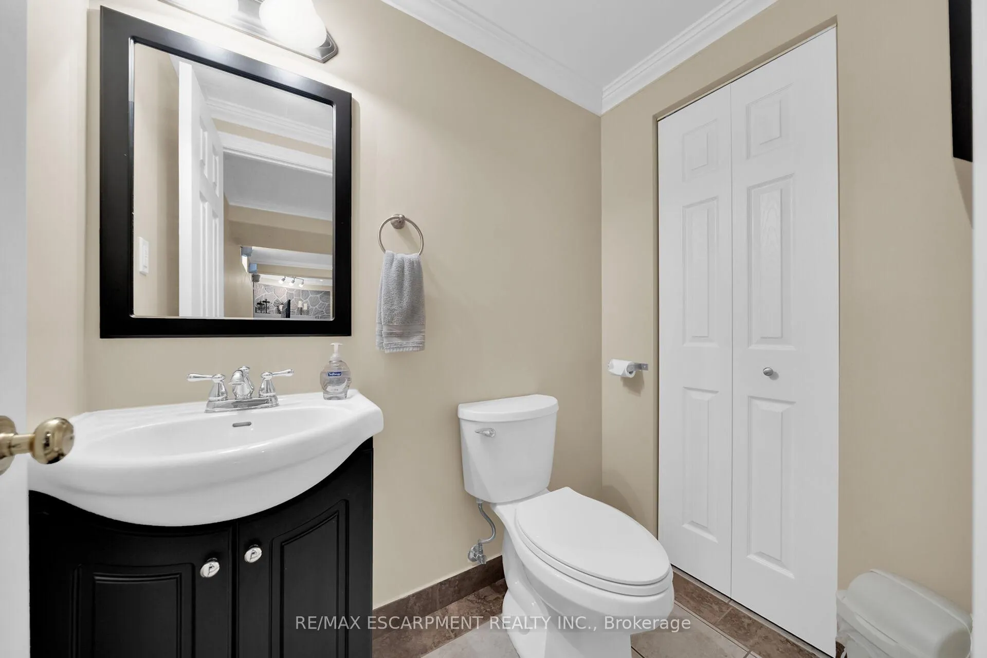 Photo 30 of 212 Alderlea Avenue, Hamilton, Allison — HOMEH