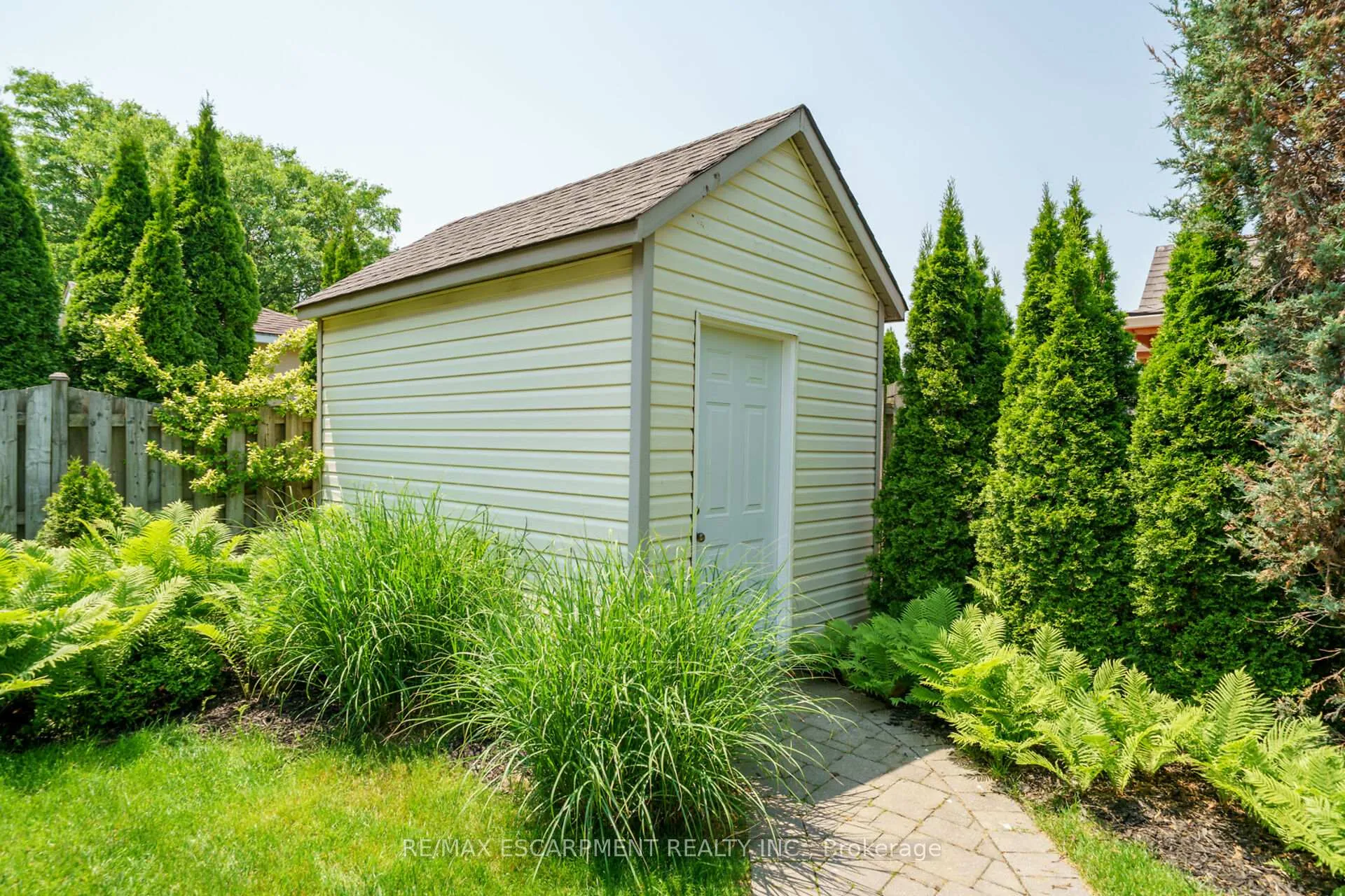 Photo 41 of 212 Alderlea Avenue, Hamilton, Allison — HOMEH