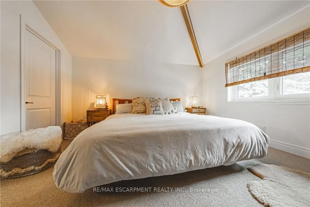 Photo 21 of 452 John Frederick Drive, Hamilton, Ancaster — HOMEH