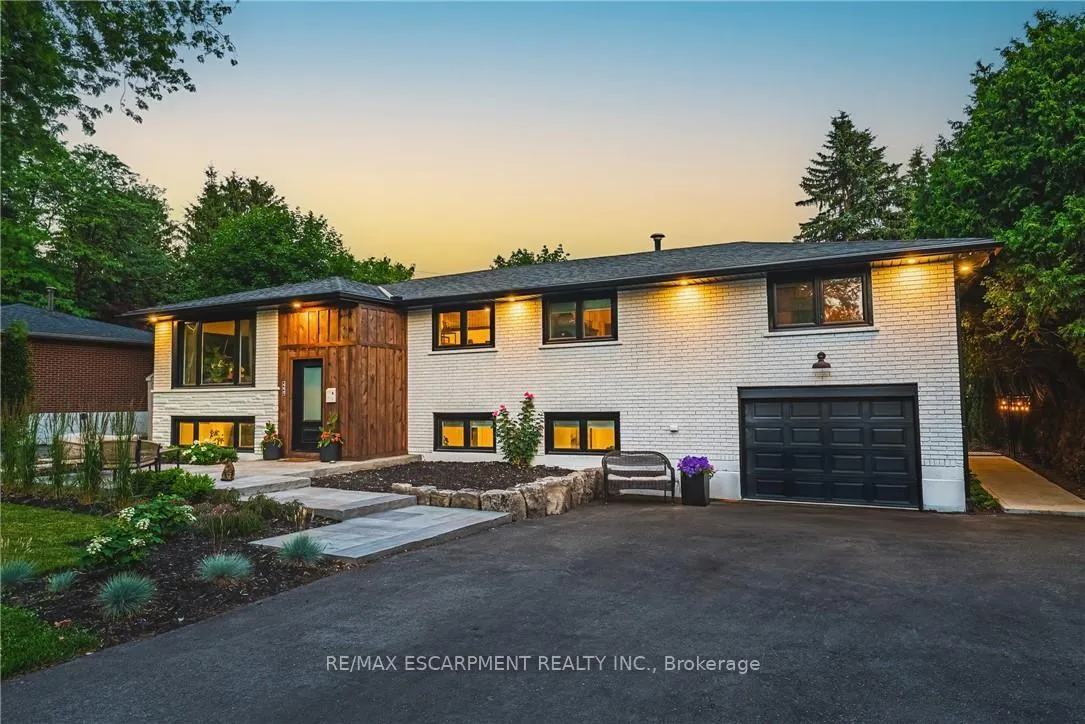 Photo 46 of 452 John Frederick Drive, Hamilton, Ancaster — HOMEH