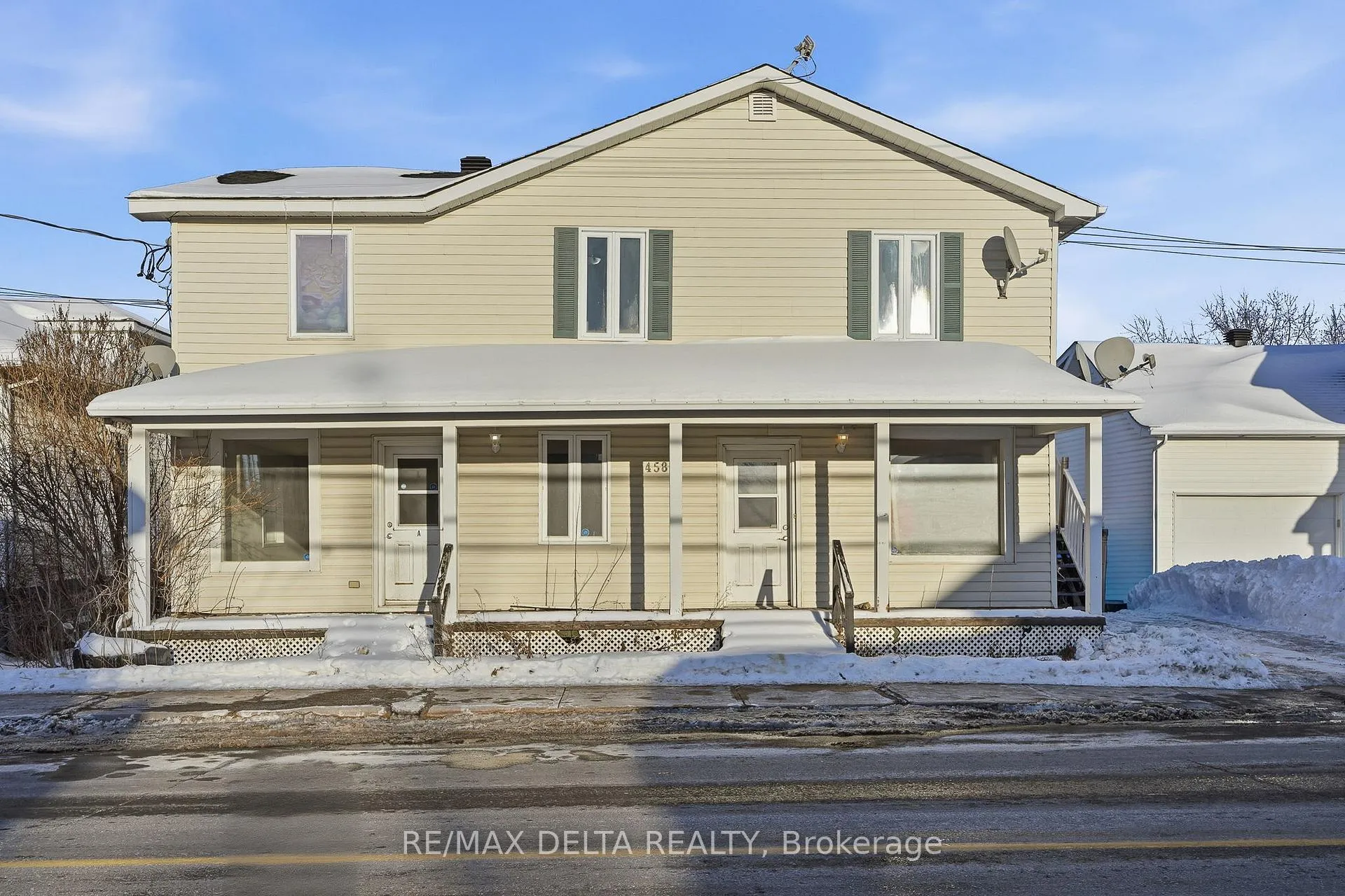 Front of 4581 Ste-Catherine Street