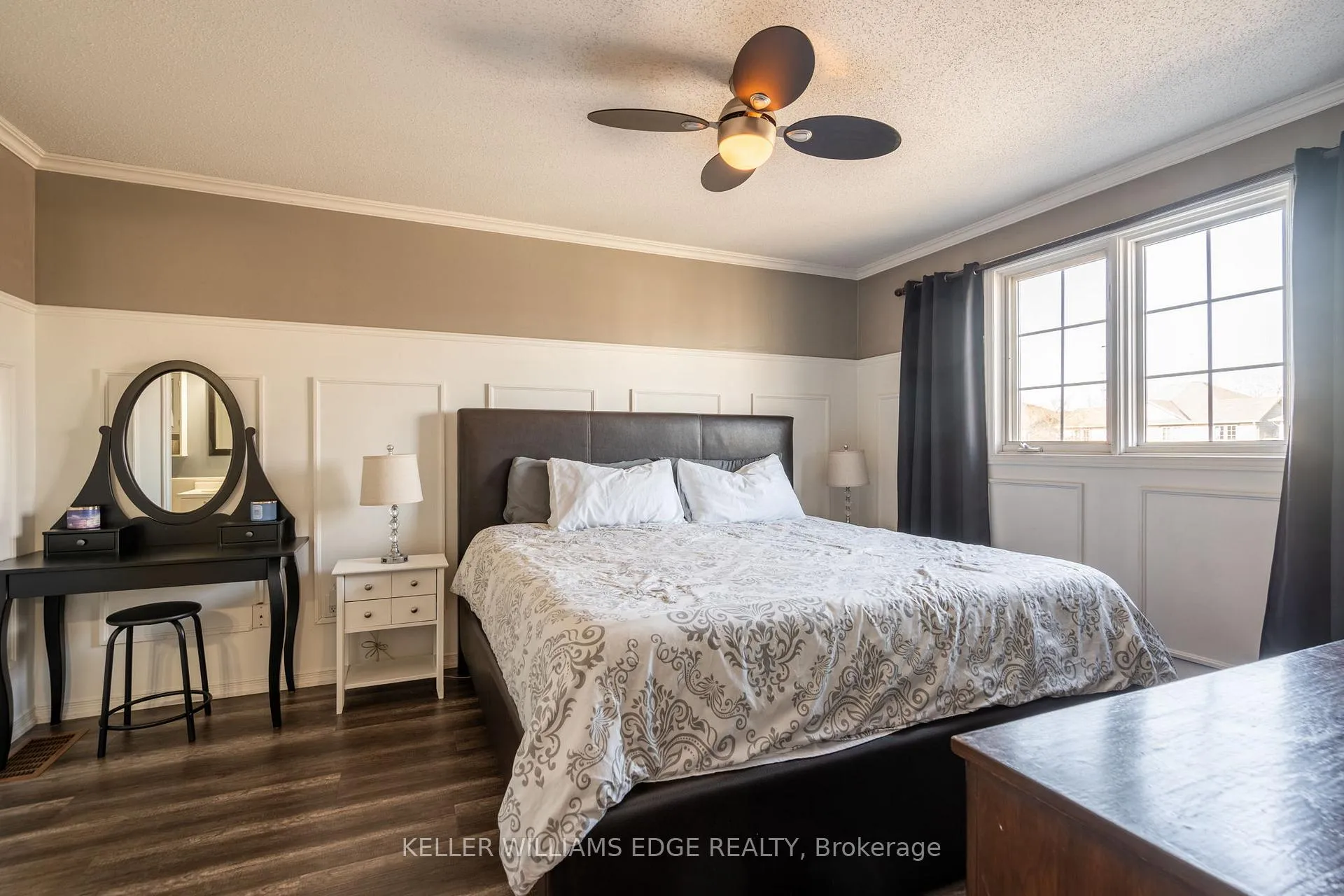 Photo 15 of 2 Bronte Court, Hamilton, Waterdown — HOMEH