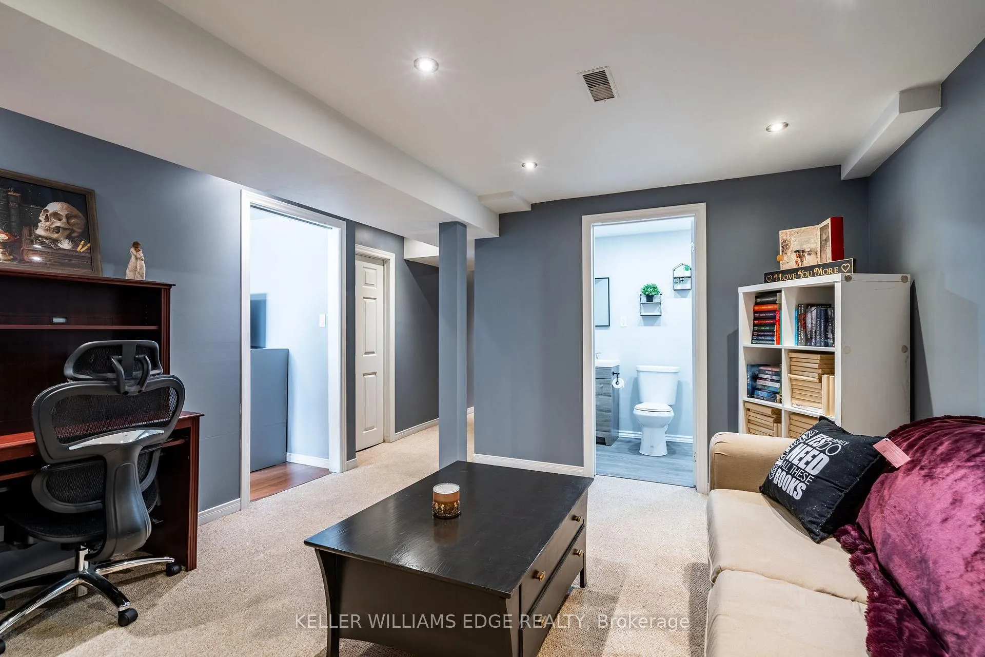 Photo 25 of 2 Bronte Court, Hamilton, Waterdown — HOMEH