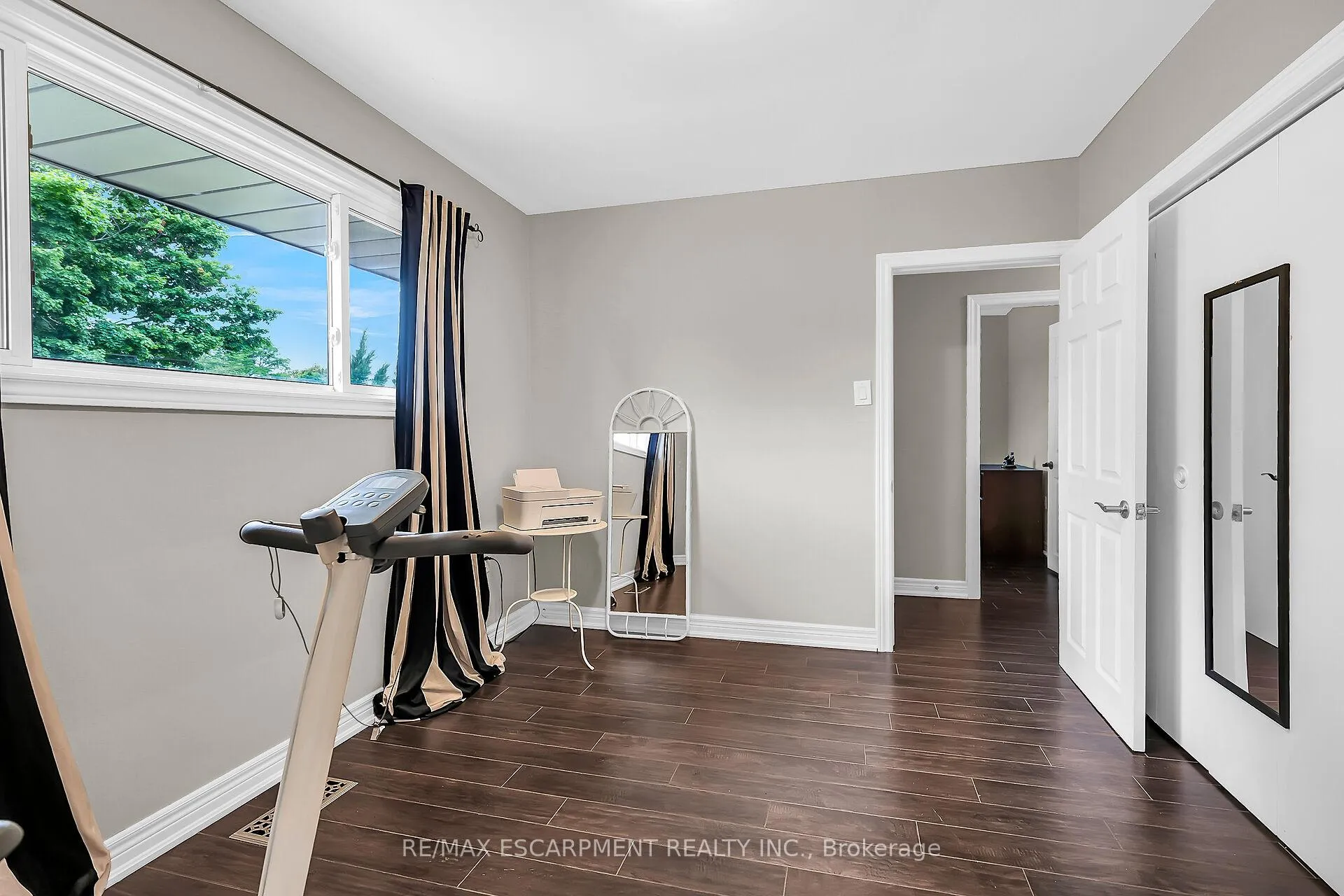 Photo 23 of 70 Deschene Avenue, Hamilton, Greeningdon — HOMEH