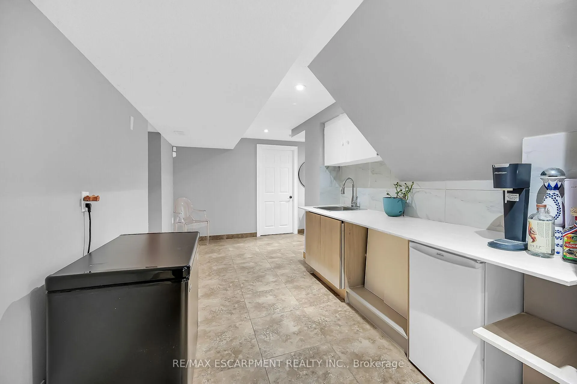 Photo 29 of 70 Deschene Avenue, Hamilton, Greeningdon — HOMEH