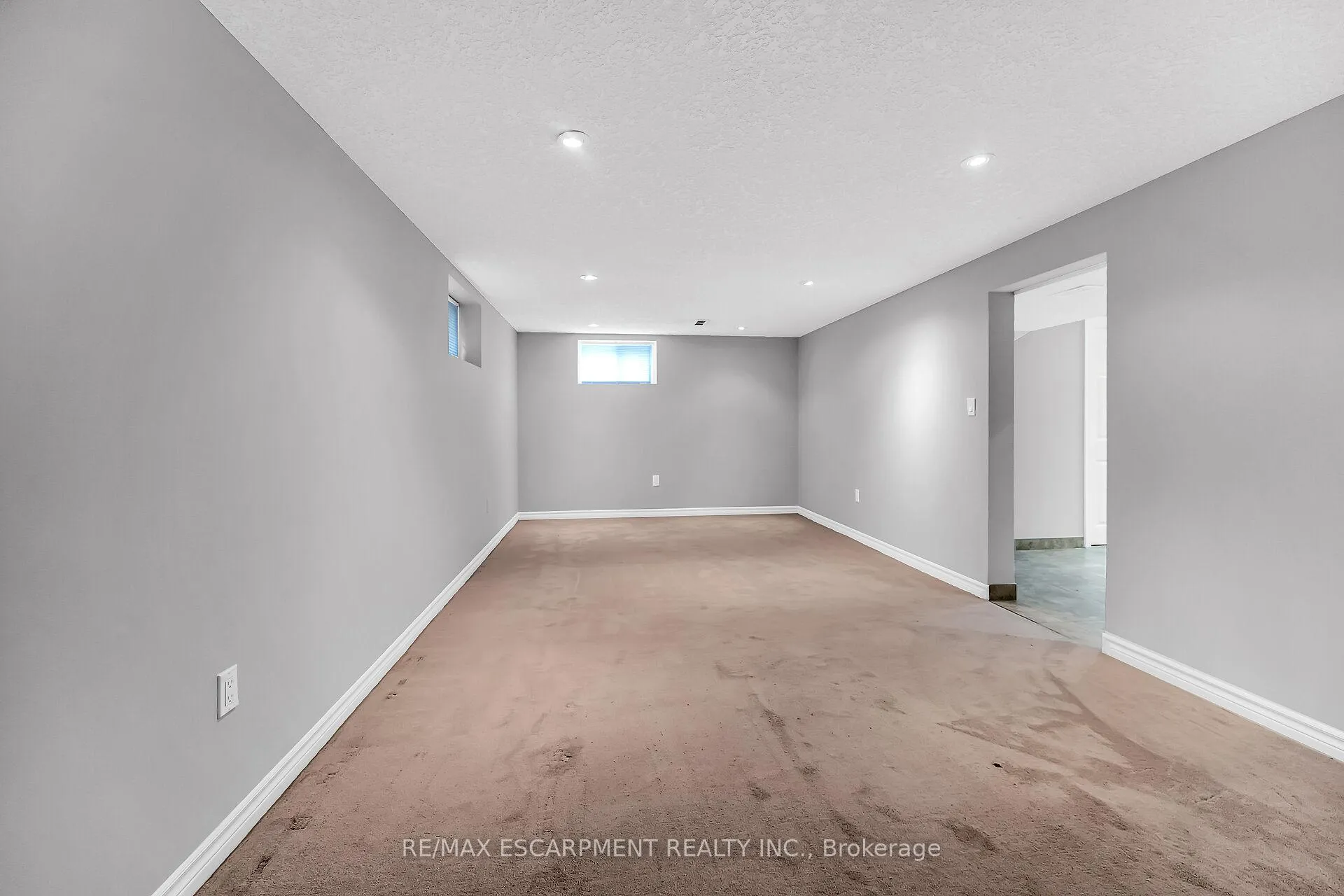Photo 33 of 70 Deschene Avenue, Hamilton, Greeningdon — HOMEH