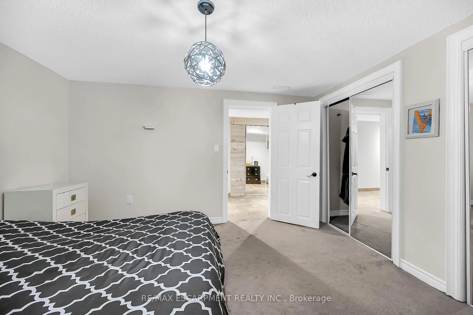 Photo 35 of 70 Deschene Avenue, Hamilton, Greeningdon — HOMEH