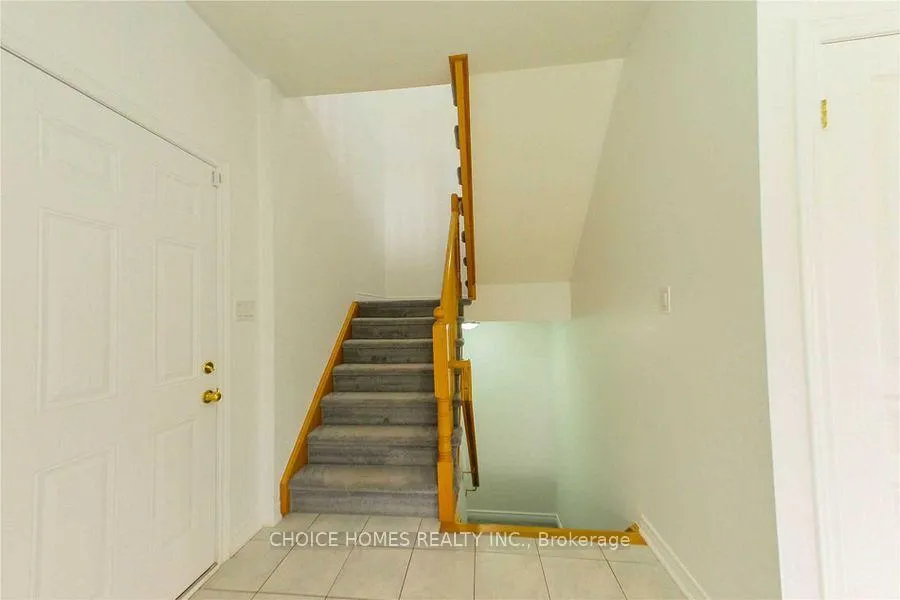 Photo 328 of 1 Caserta Street, Georgina, Historic Lakeshore Communities — HOMEH