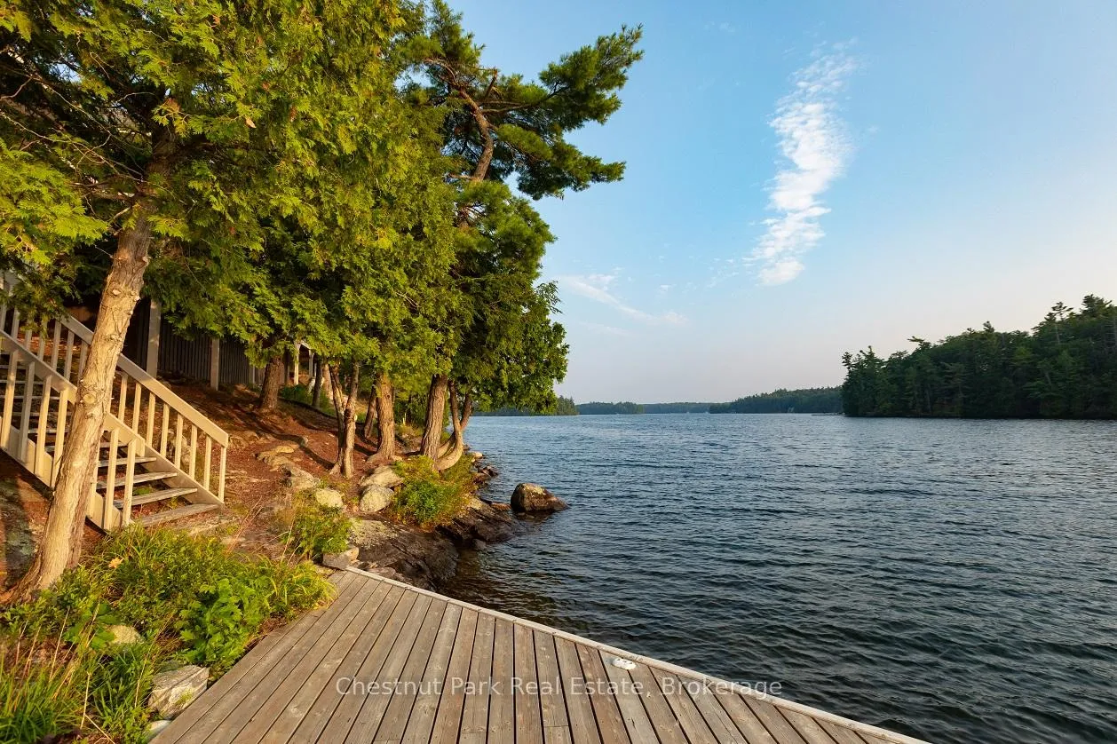 Photo 2 of 7 Wegamind Island, Seguin — HOMEH