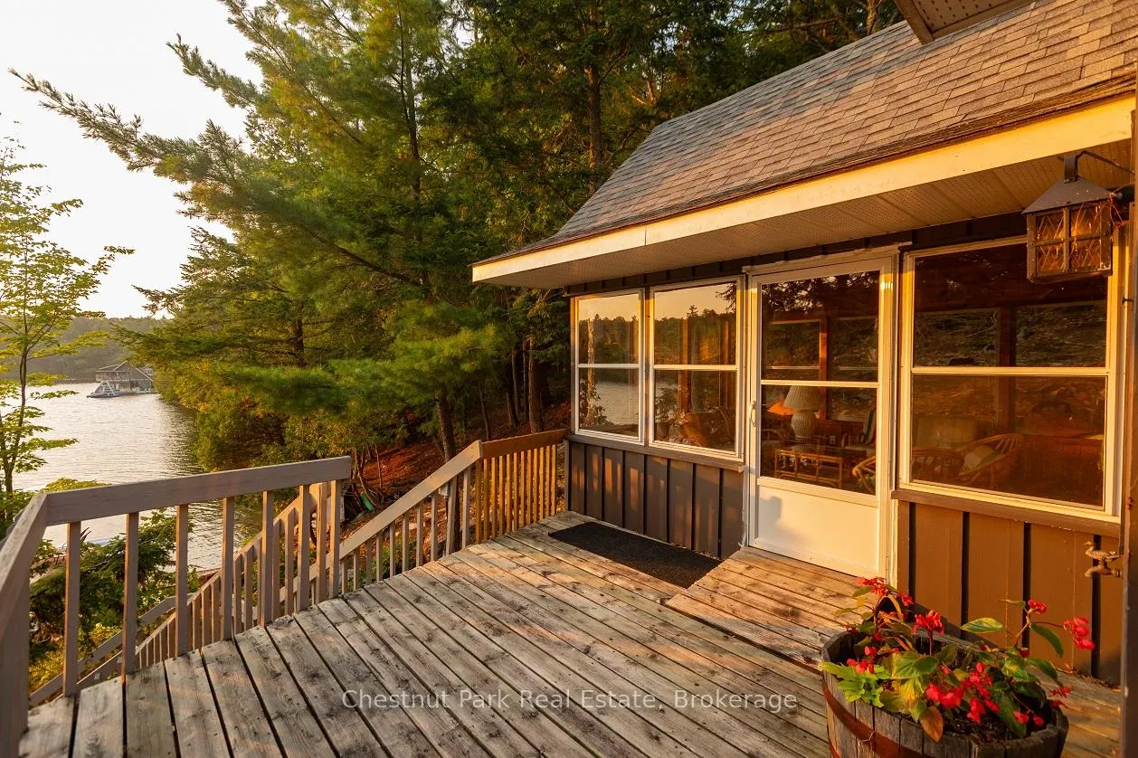 Photo 12 of 7 Wegamind Island, Seguin — HOMEH