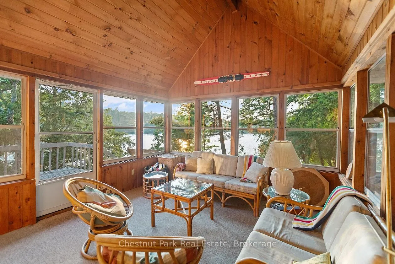 Photo 13 of 7 Wegamind Island, Seguin — HOMEH