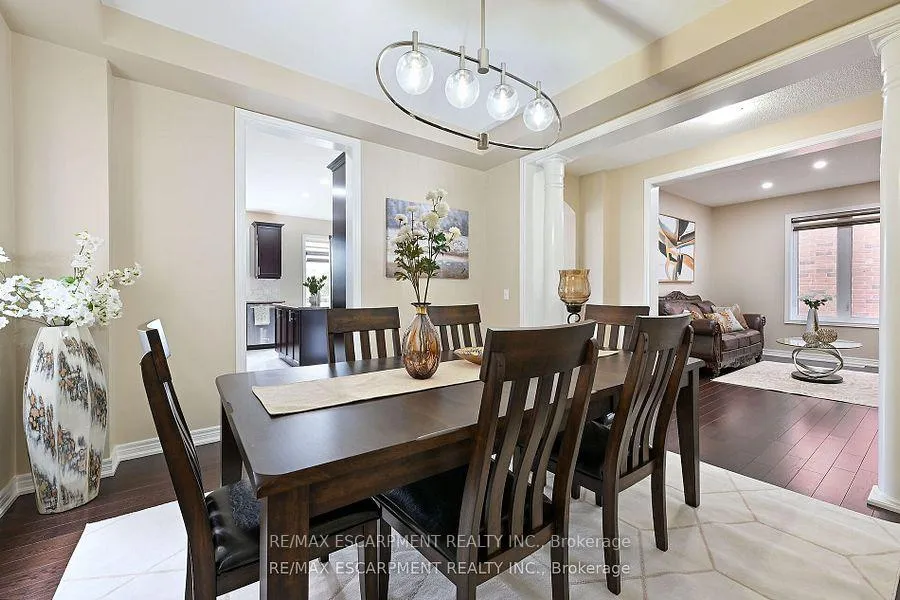 Photo 21 of 71 Chaumont Drive, Hamilton, Stoney Creek — HOMEH