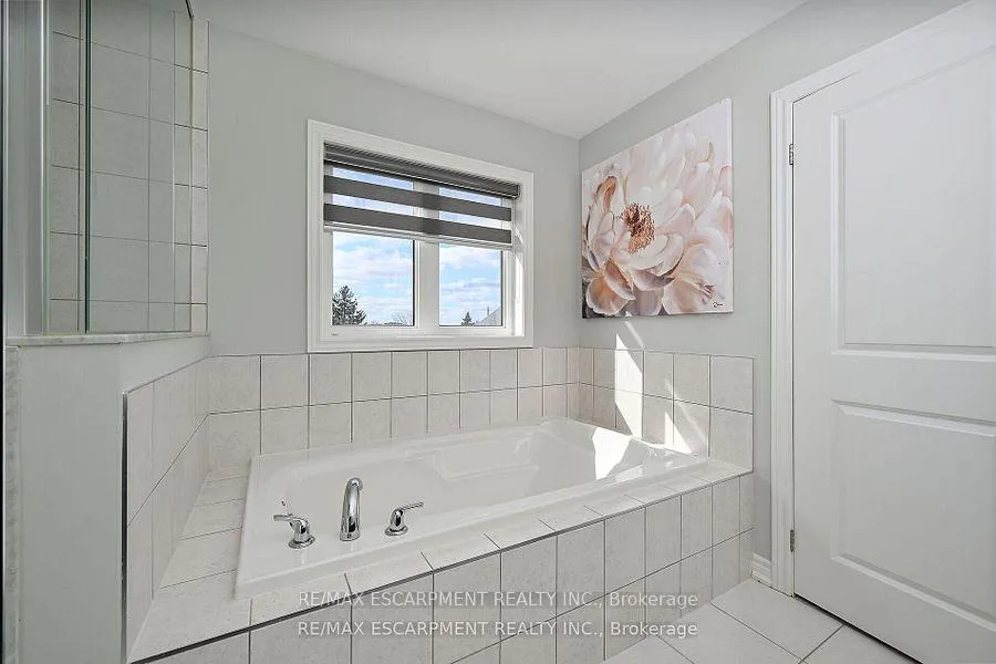 Photo 30 of 71 Chaumont Drive, Hamilton, Stoney Creek — HOMEH