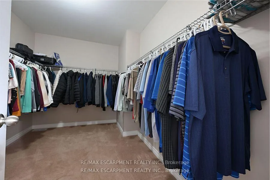 Photo 31 of 71 Chaumont Drive, Hamilton, Stoney Creek — HOMEH
