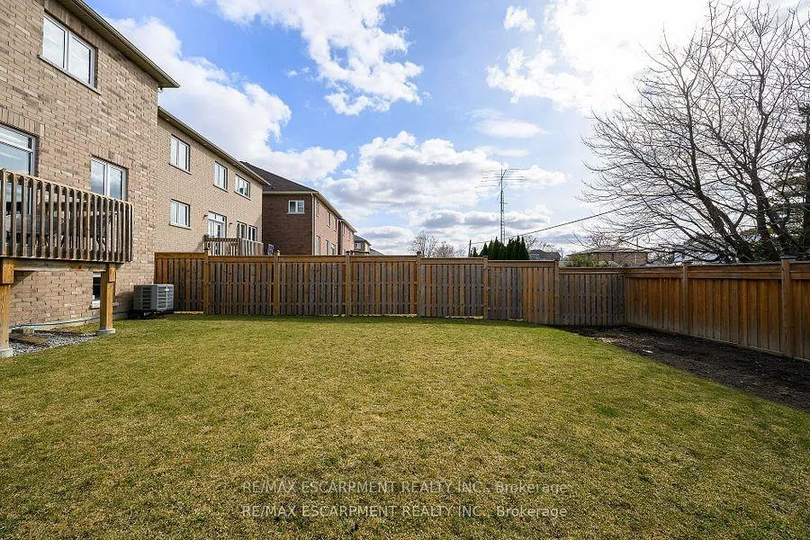 Photo 42 of 71 Chaumont Drive, Hamilton, Stoney Creek — HOMEH