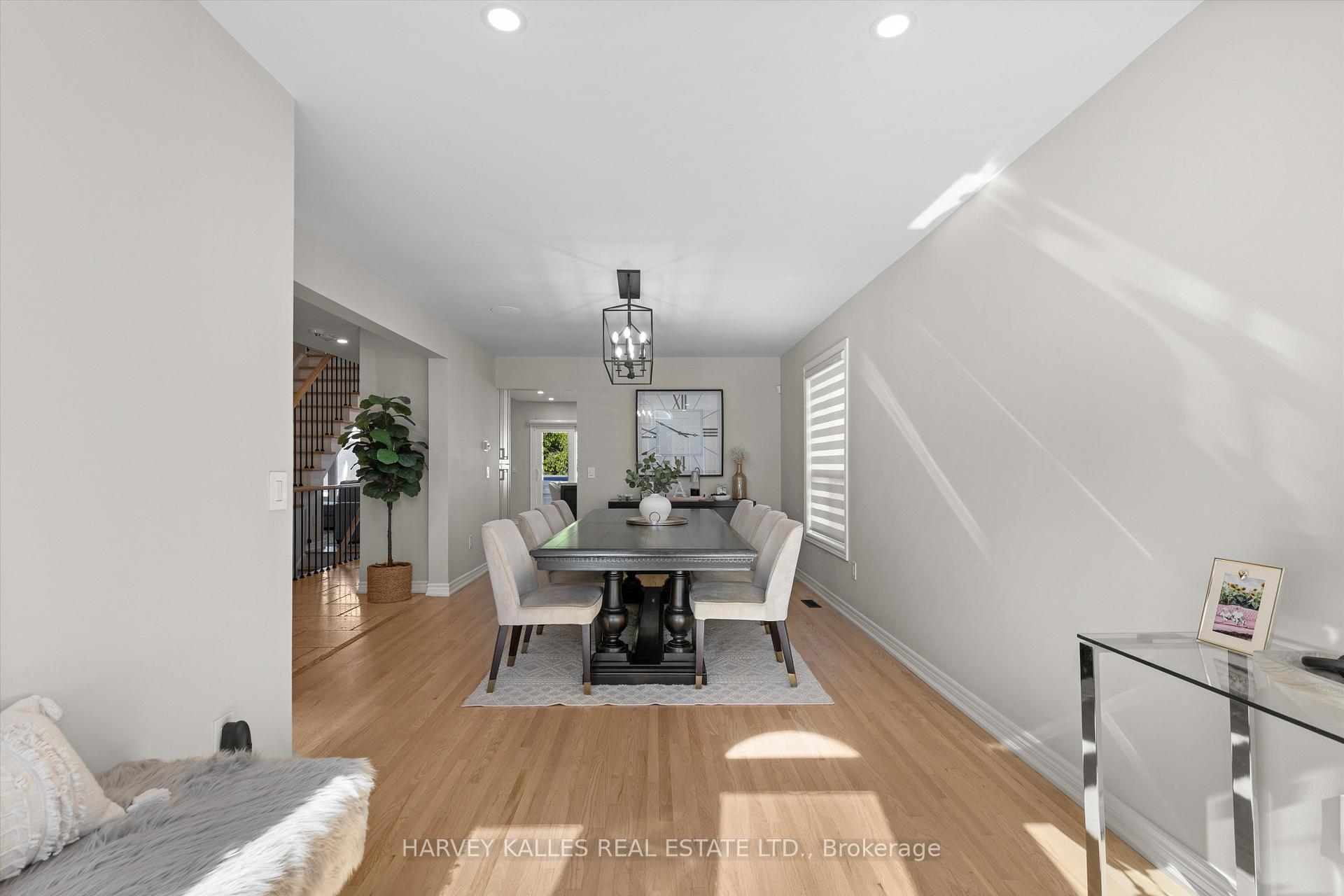 Photo 5 of 135 Riverwood Terrace, Caledon, Bolton East — HOMEH