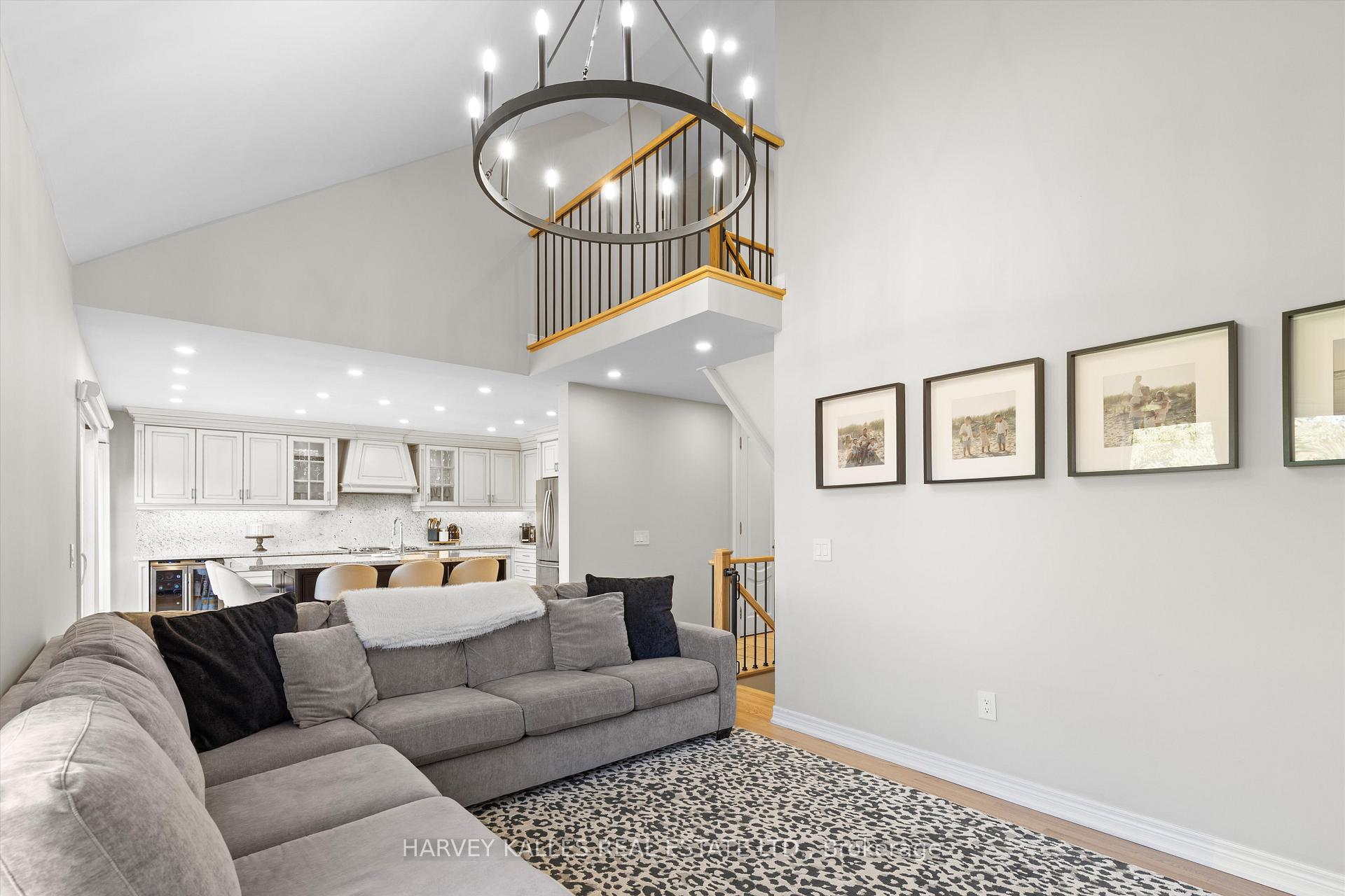 Photo 11 of 135 Riverwood Terrace, Caledon, Bolton East — HOMEH