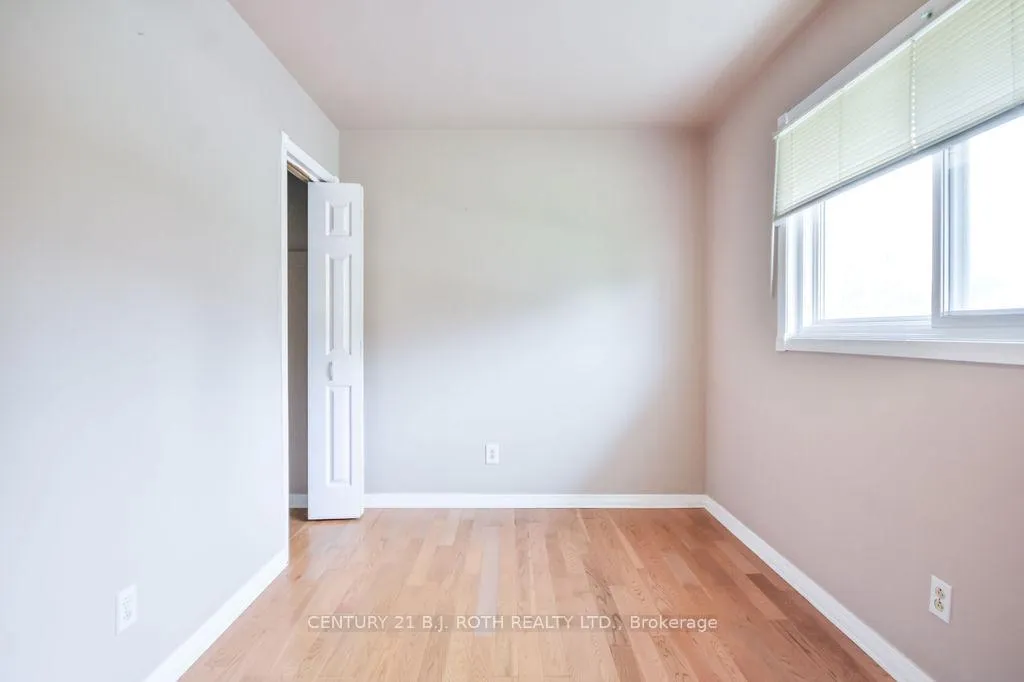 Photo 11 of 157 Peel Street, Barrie, Wellington — HOMEH