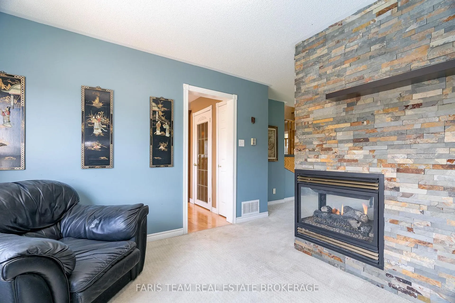 Photo 14 of 36 Marlow Circle, Springwater, Hillsdale — HOMEH