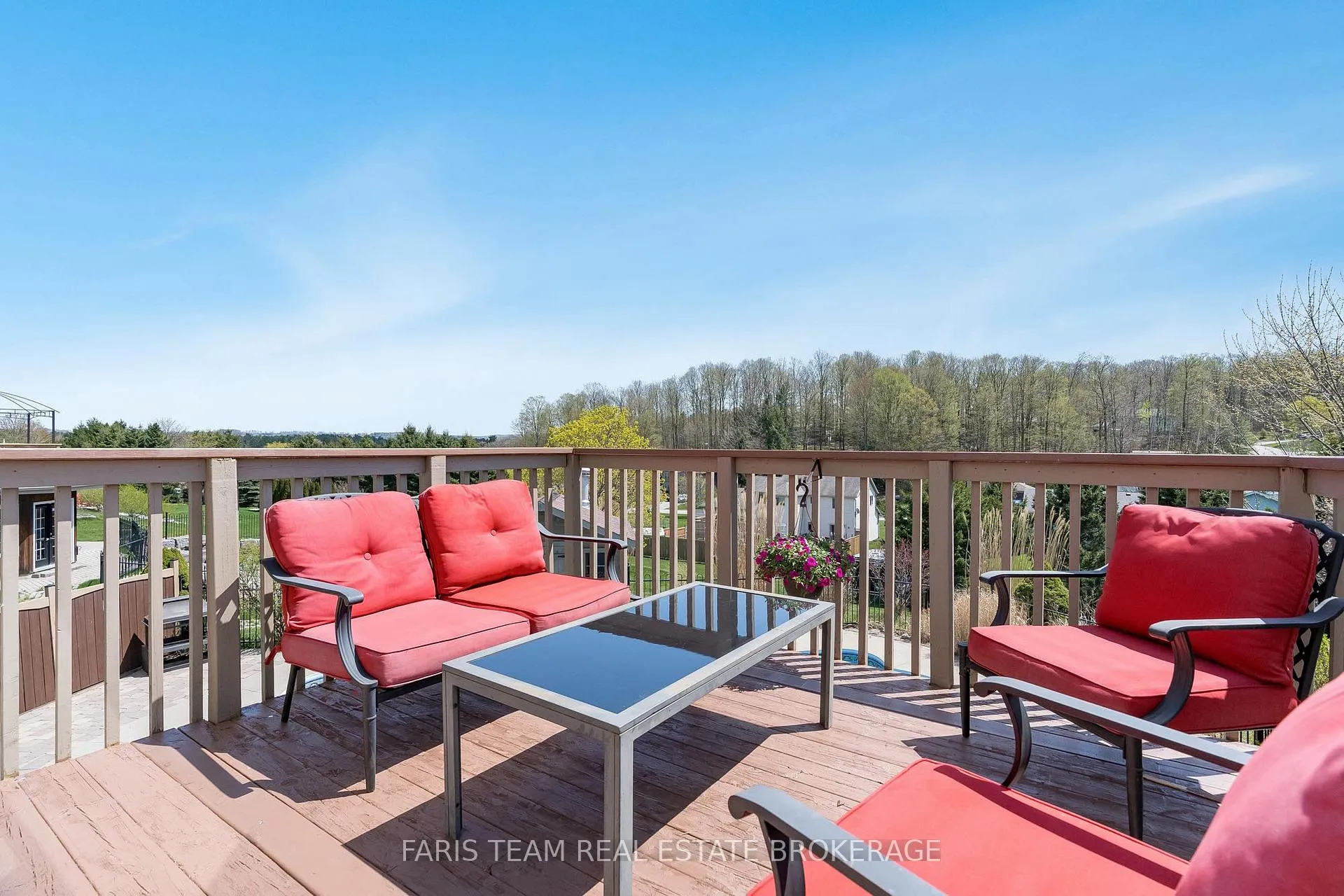 Photo 29 of 36 Marlow Circle, Springwater, Hillsdale — HOMEH