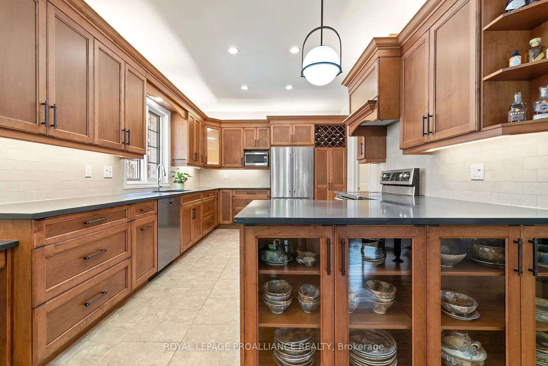 Photo 14 of 82 Heartwood Drive, Belleville, Belleville Ward — HOMEH