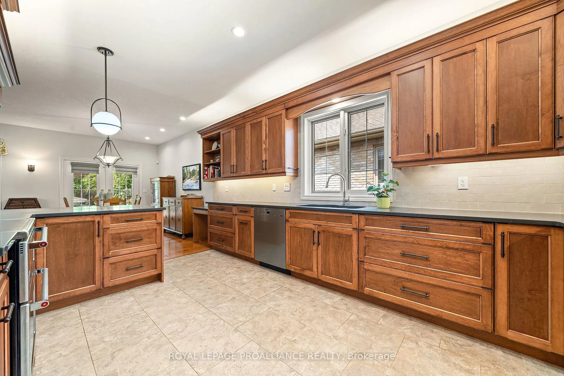 Photo 16 of 82 Heartwood Drive, Belleville, Belleville Ward — HOMEH