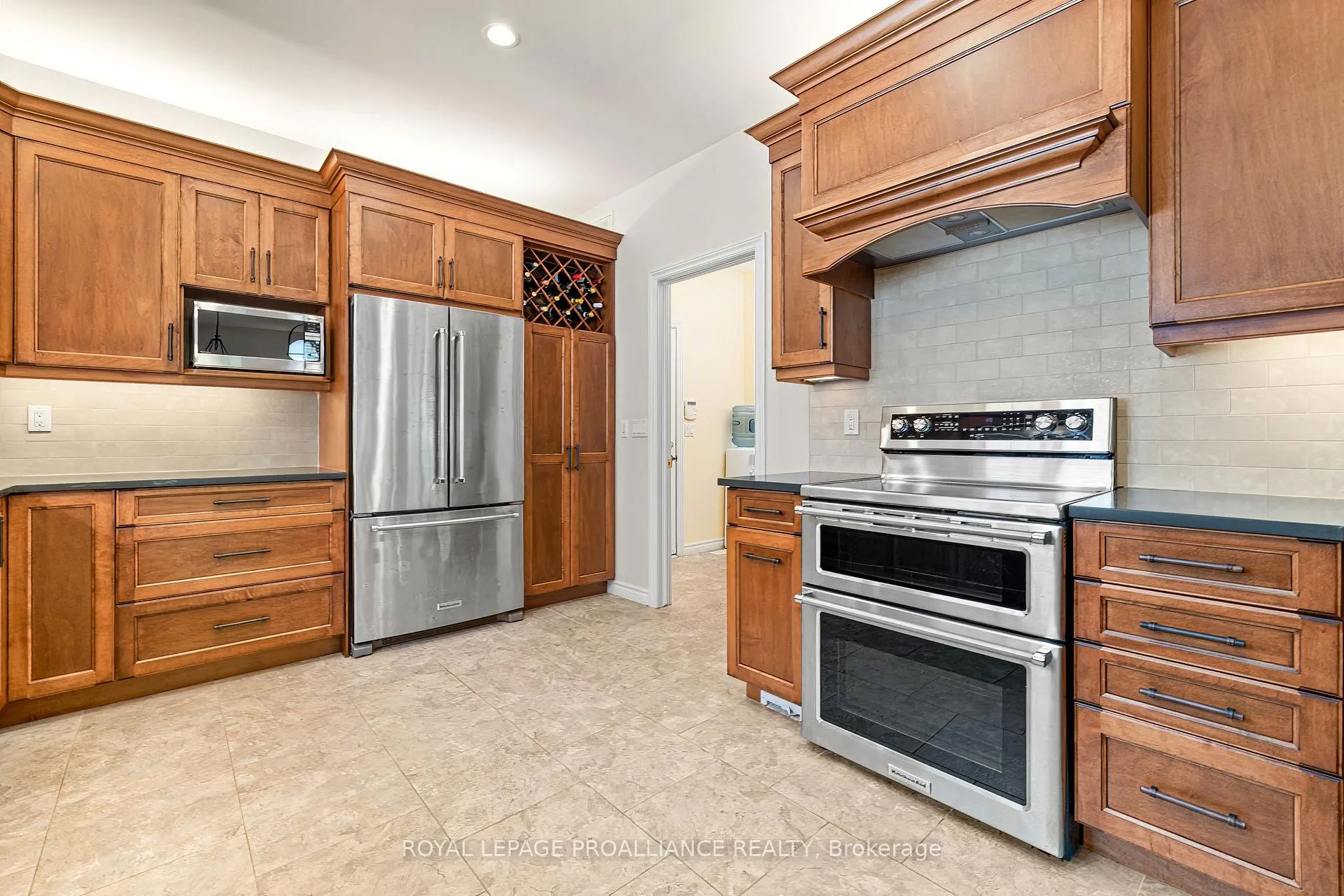 Photo 17 of 82 Heartwood Drive, Belleville, Belleville Ward — HOMEH