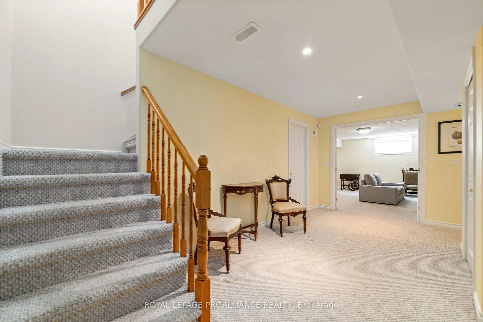 Photo 26 of 82 Heartwood Drive, Belleville, Belleville Ward — HOMEH