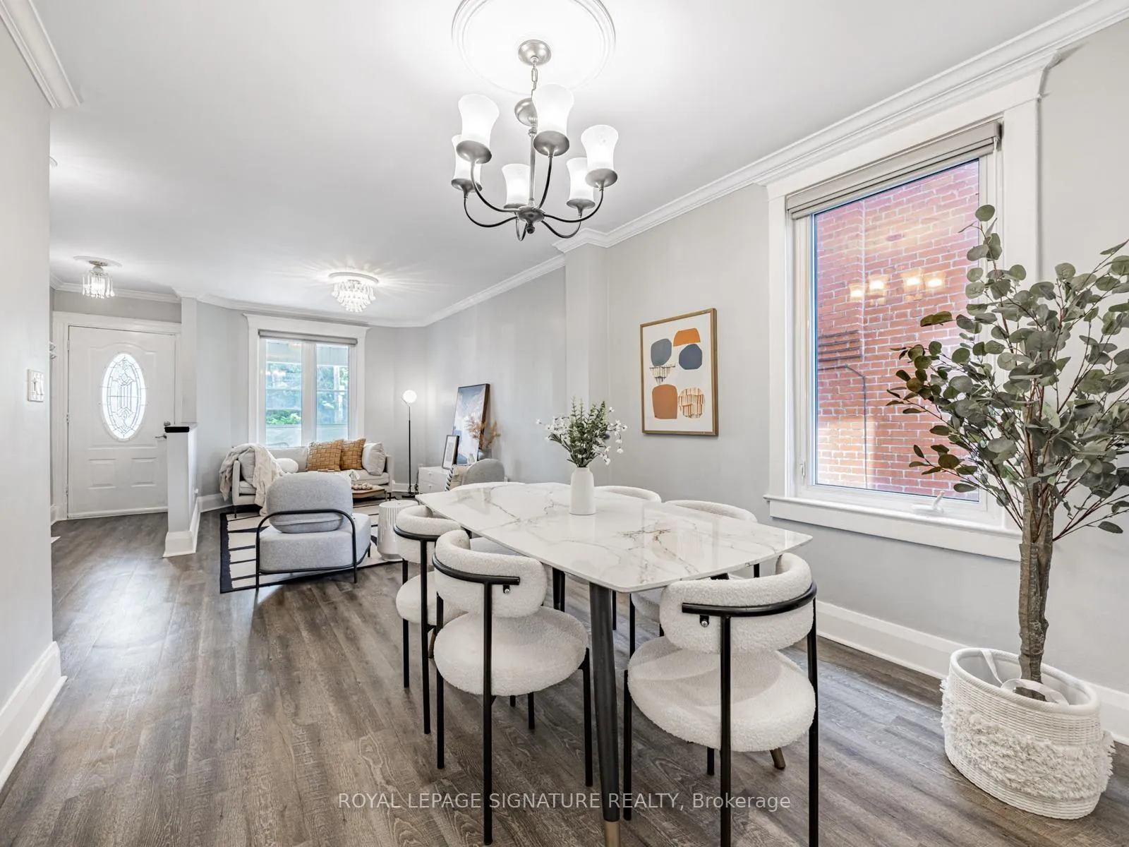 Photo 10 of 88 Cloverlawn Avenue, Toronto, Oakwood Village — HOMEH