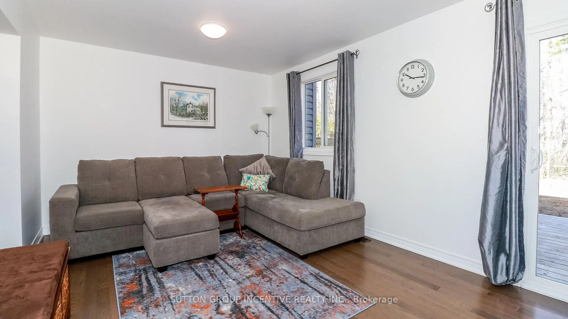 Photo 7 of 220 Letitia Street, Barrie, Letitia Heights — HOMEH