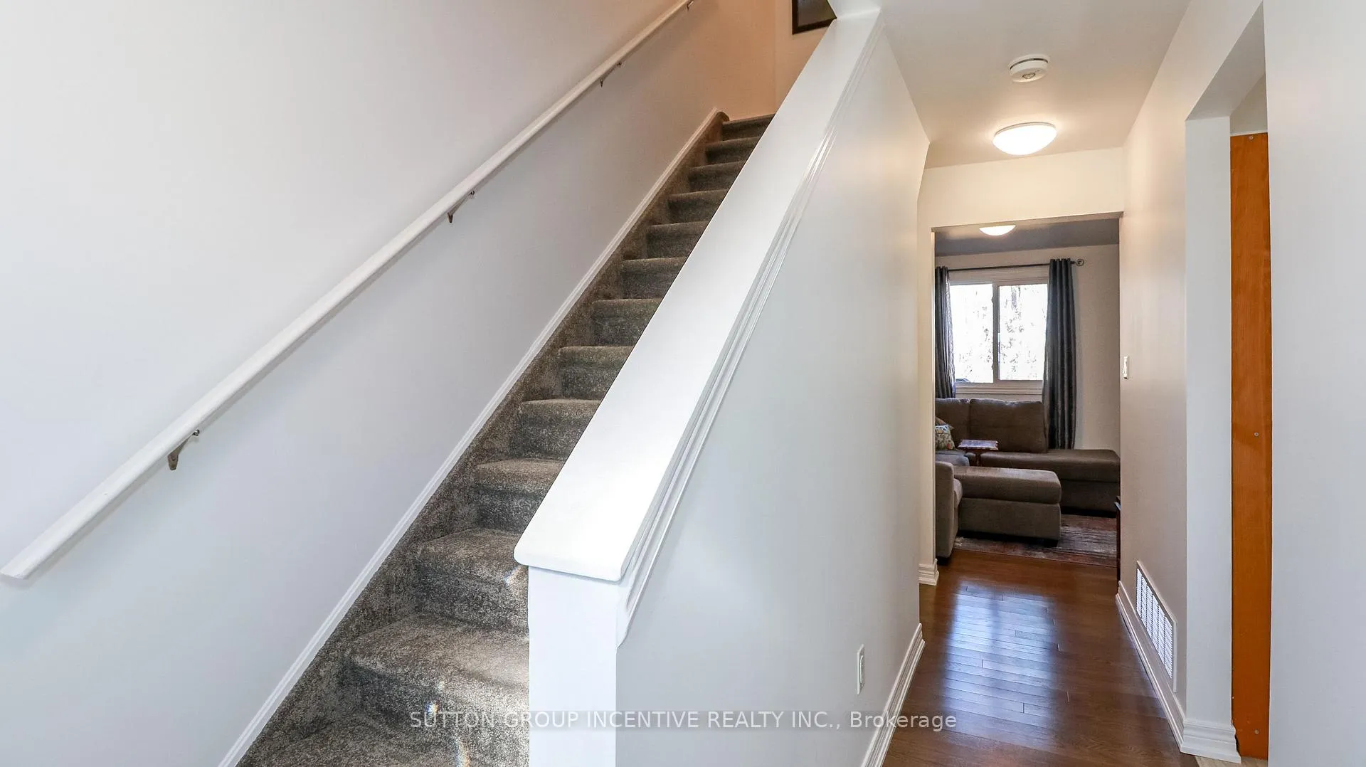 Photo 10 of 220 Letitia Street, Barrie, Letitia Heights — HOMEH
