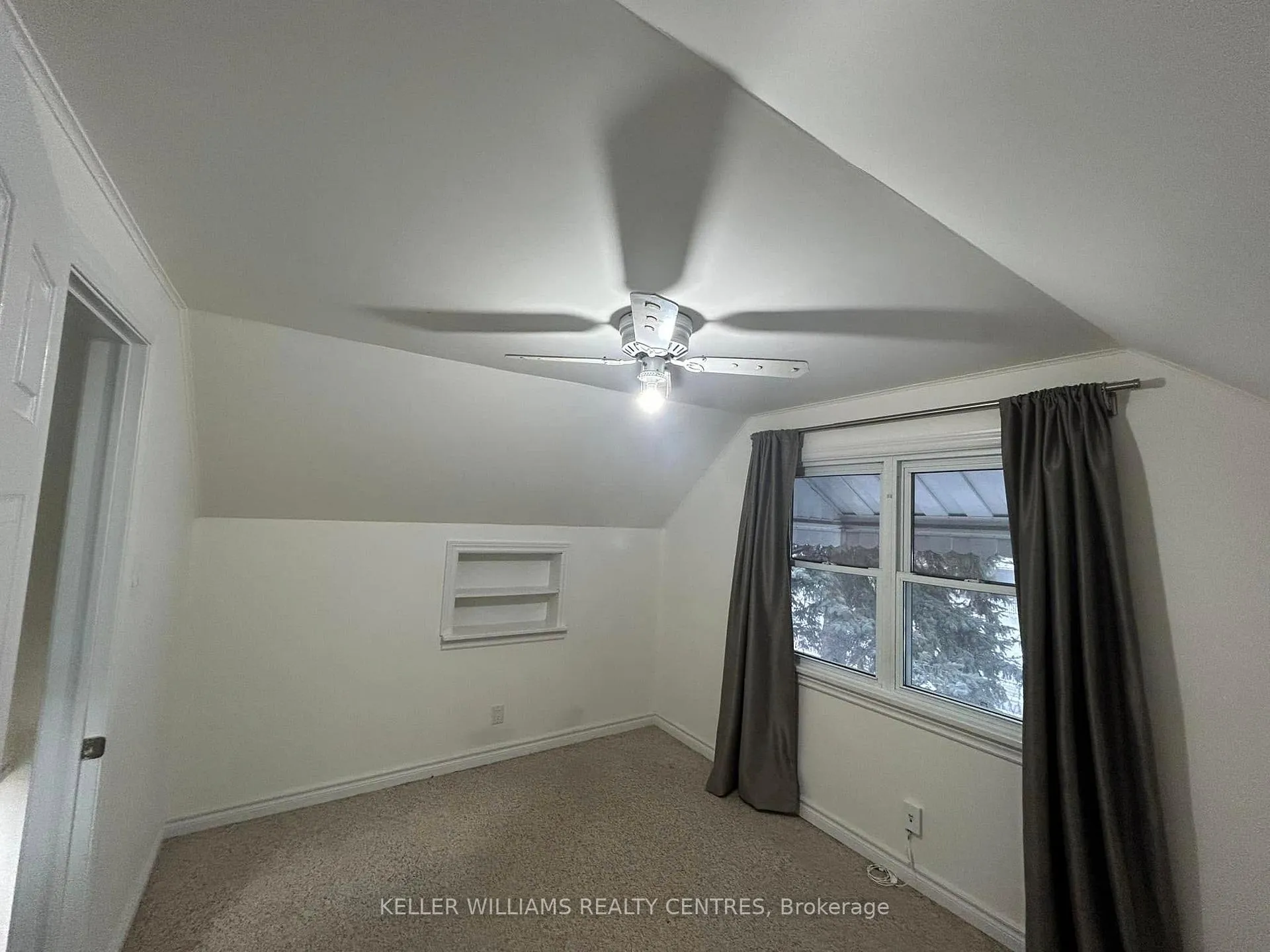 Photo 9 of 104 Gunn Street, Barrie, Wellington — HOMEH