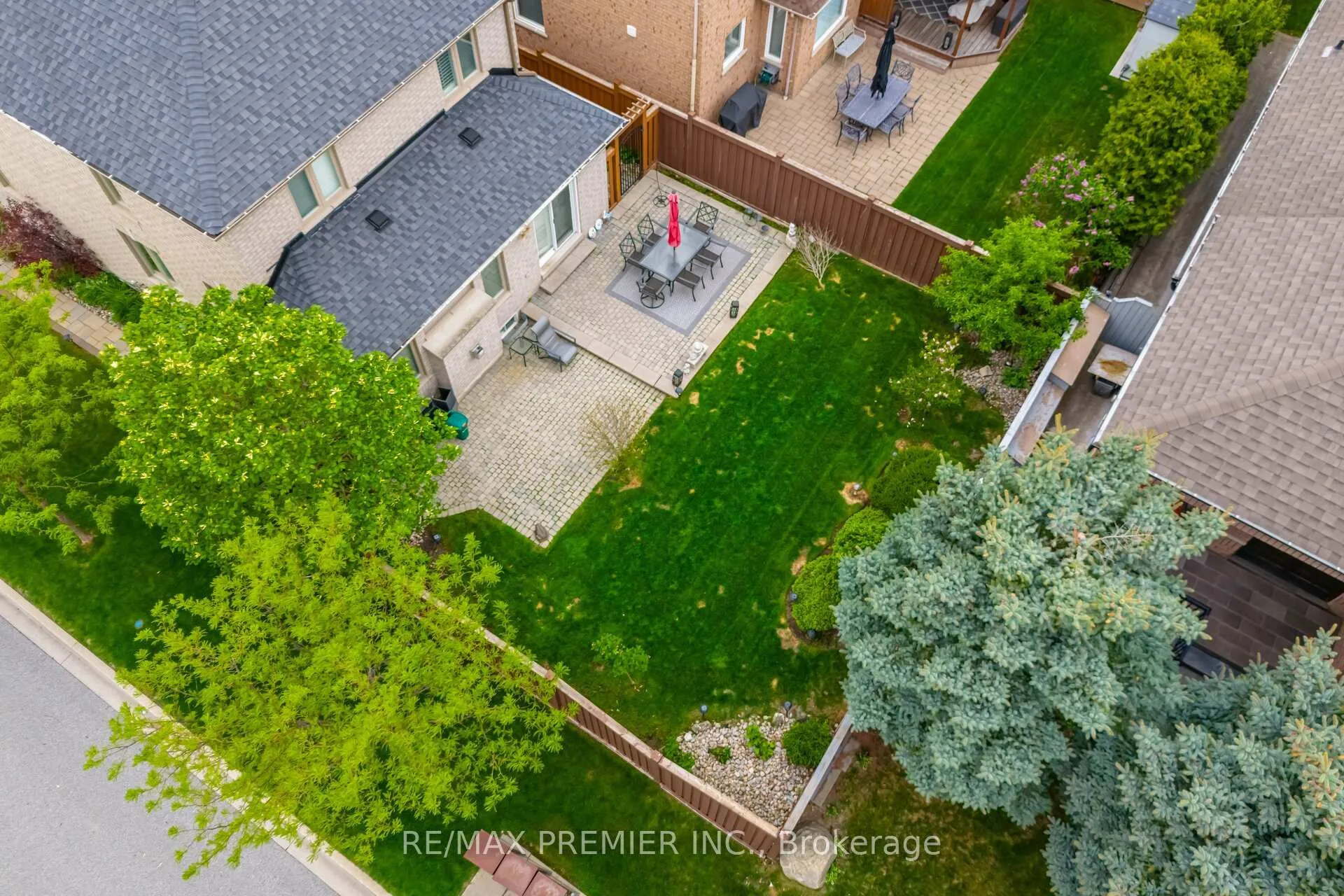 Photo 48 of 1 Crown Crescent, Vaughan, Sonoma Heights — HOMEH