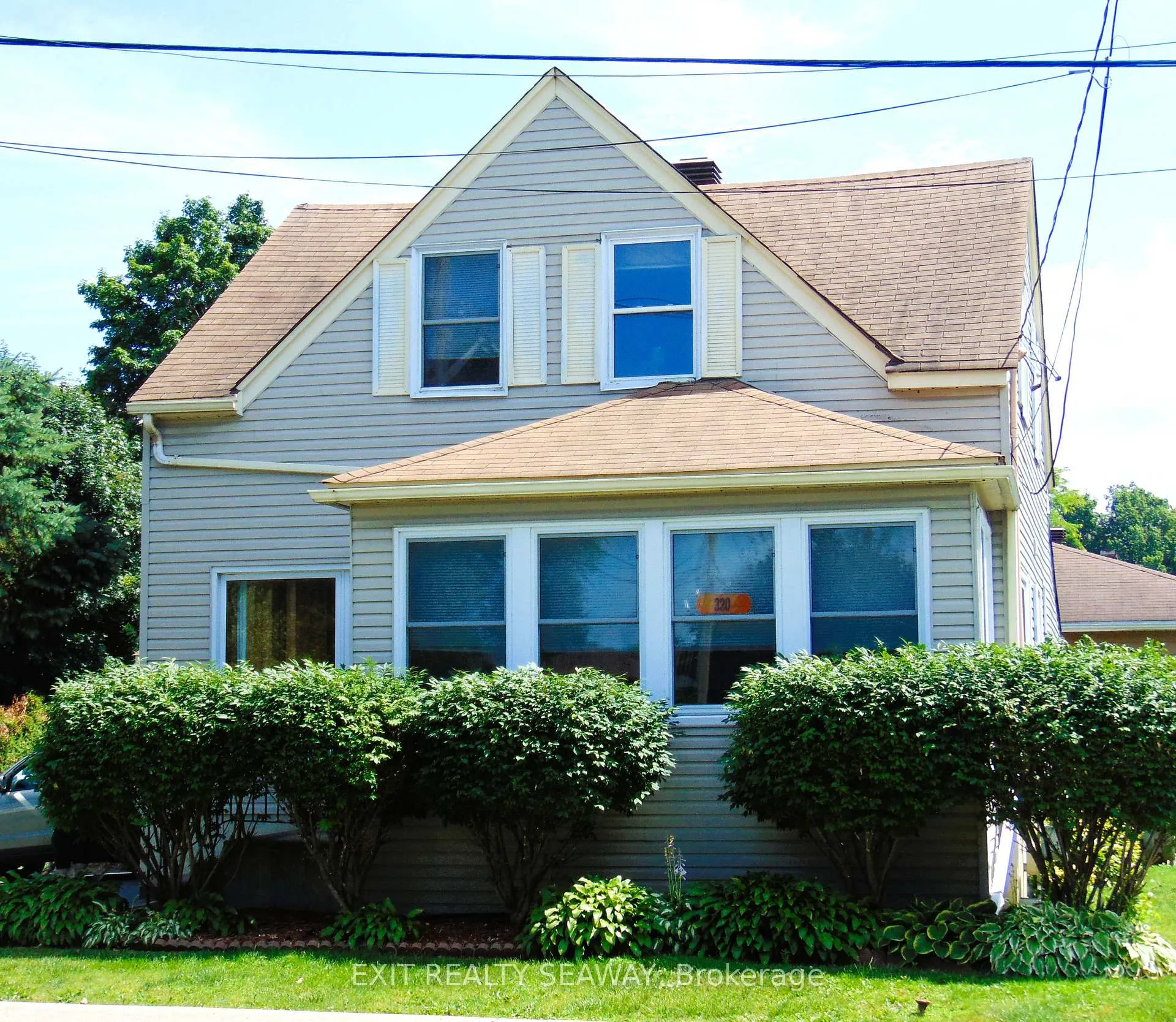 Photo 1 of 320 Seventh Street E, Cornwall — HOMEH