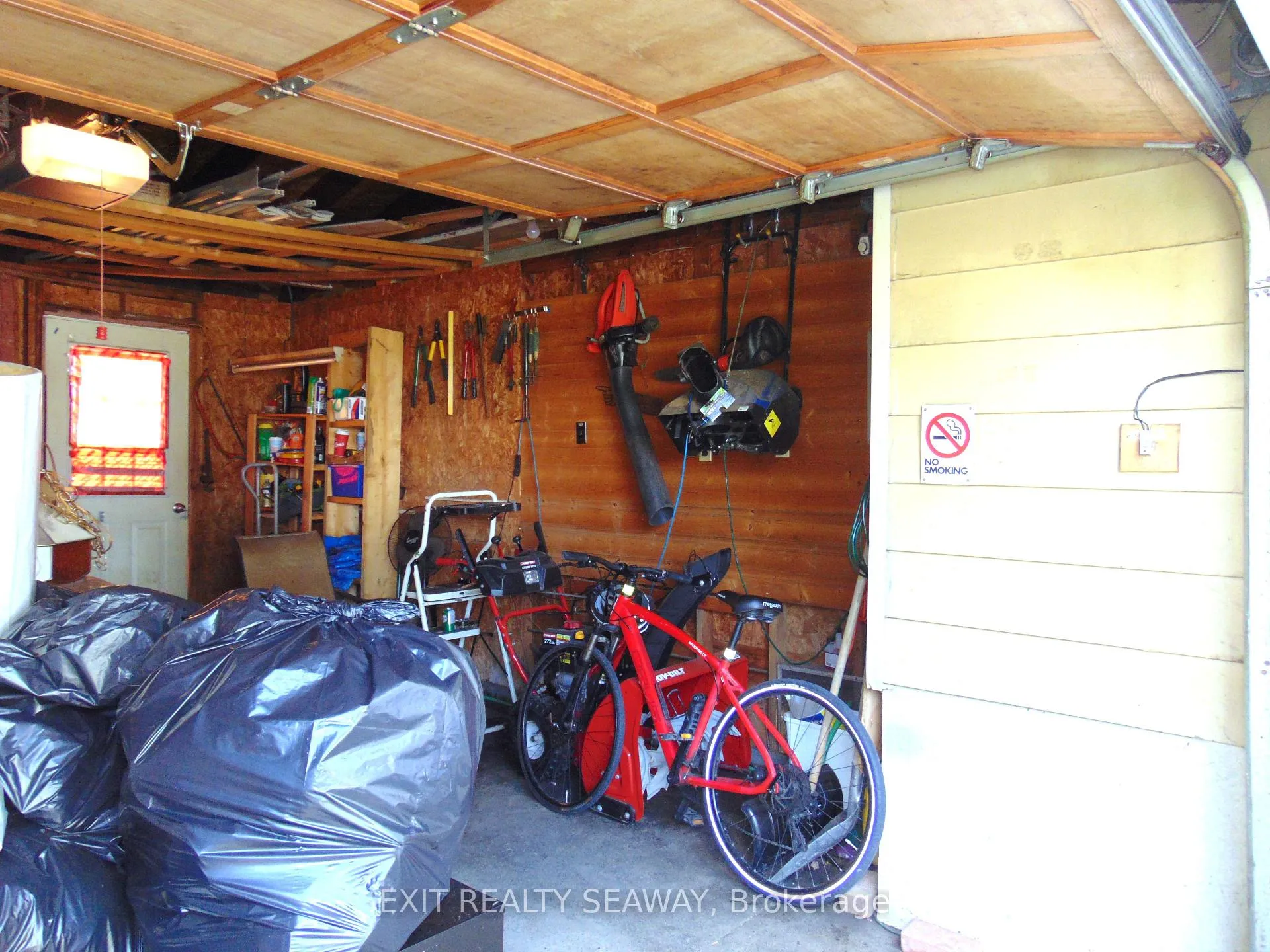 Photo 22 of 320 Seventh Street E, Cornwall — HOMEH