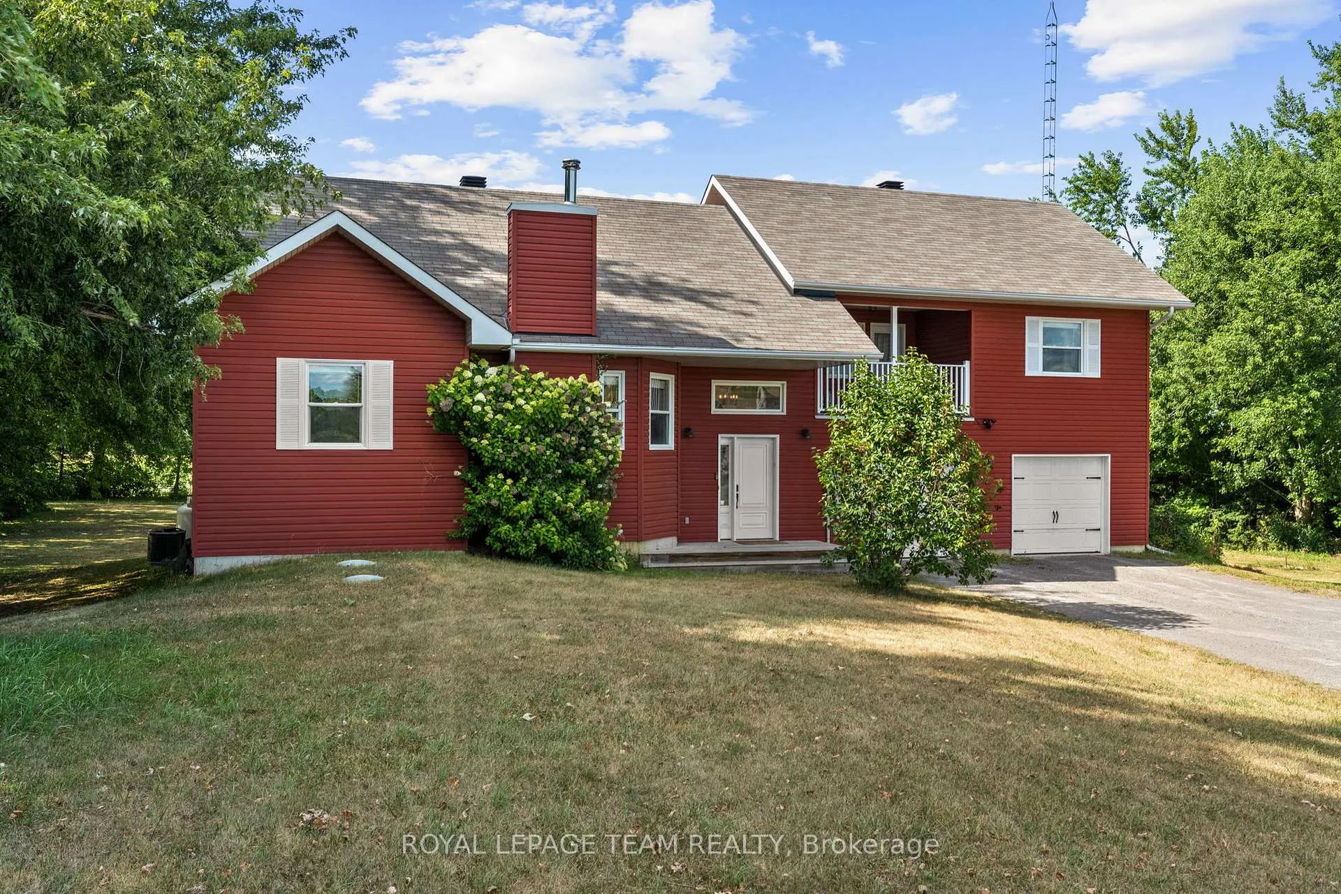 Photo 2 of 10729 Van Camp Road, North Dundas, North Dundas (Mountain) Twp — HOMEH