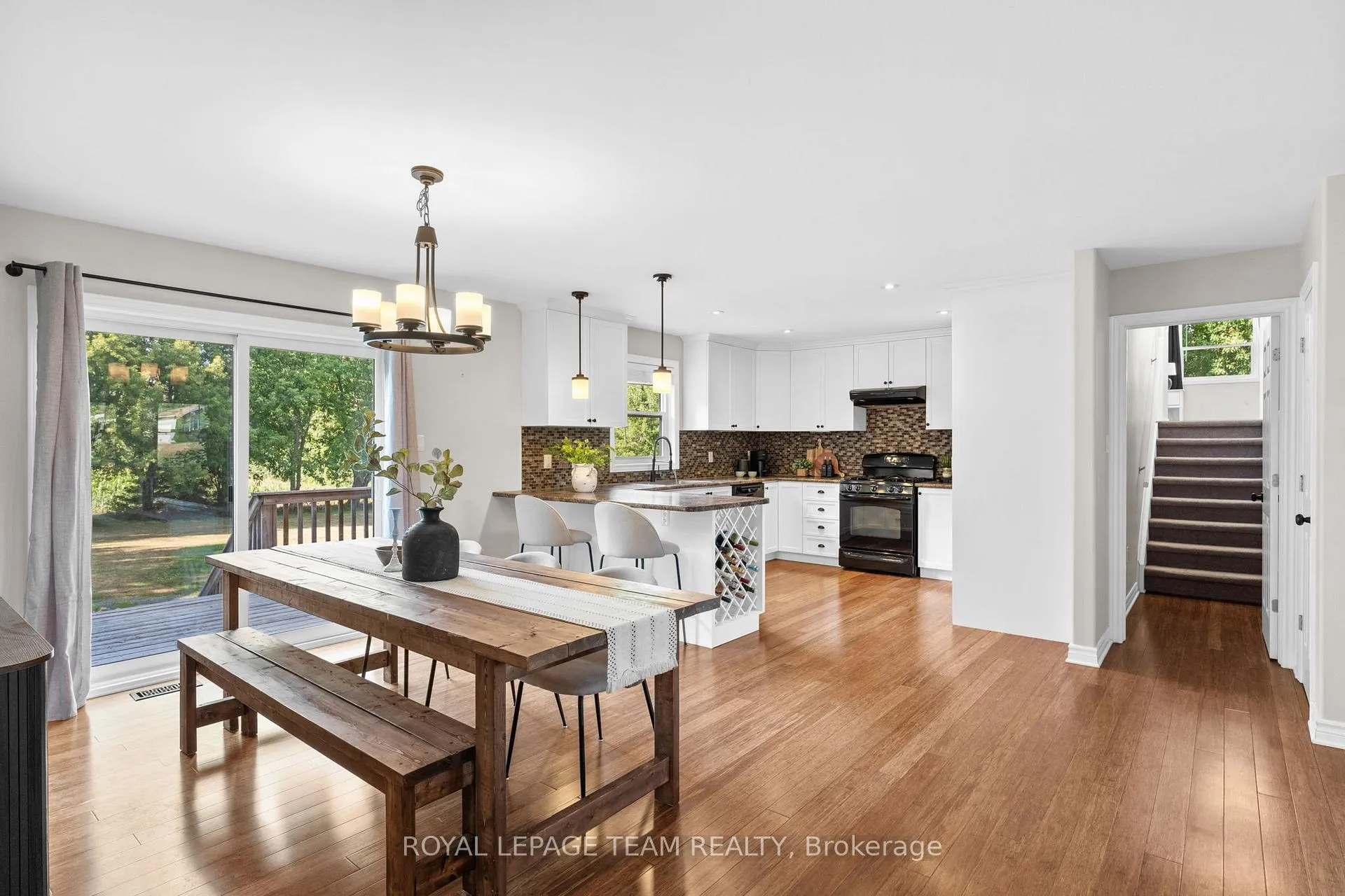 Photo 9 of 10729 Van Camp Road, North Dundas, North Dundas (Mountain) Twp — HOMEH