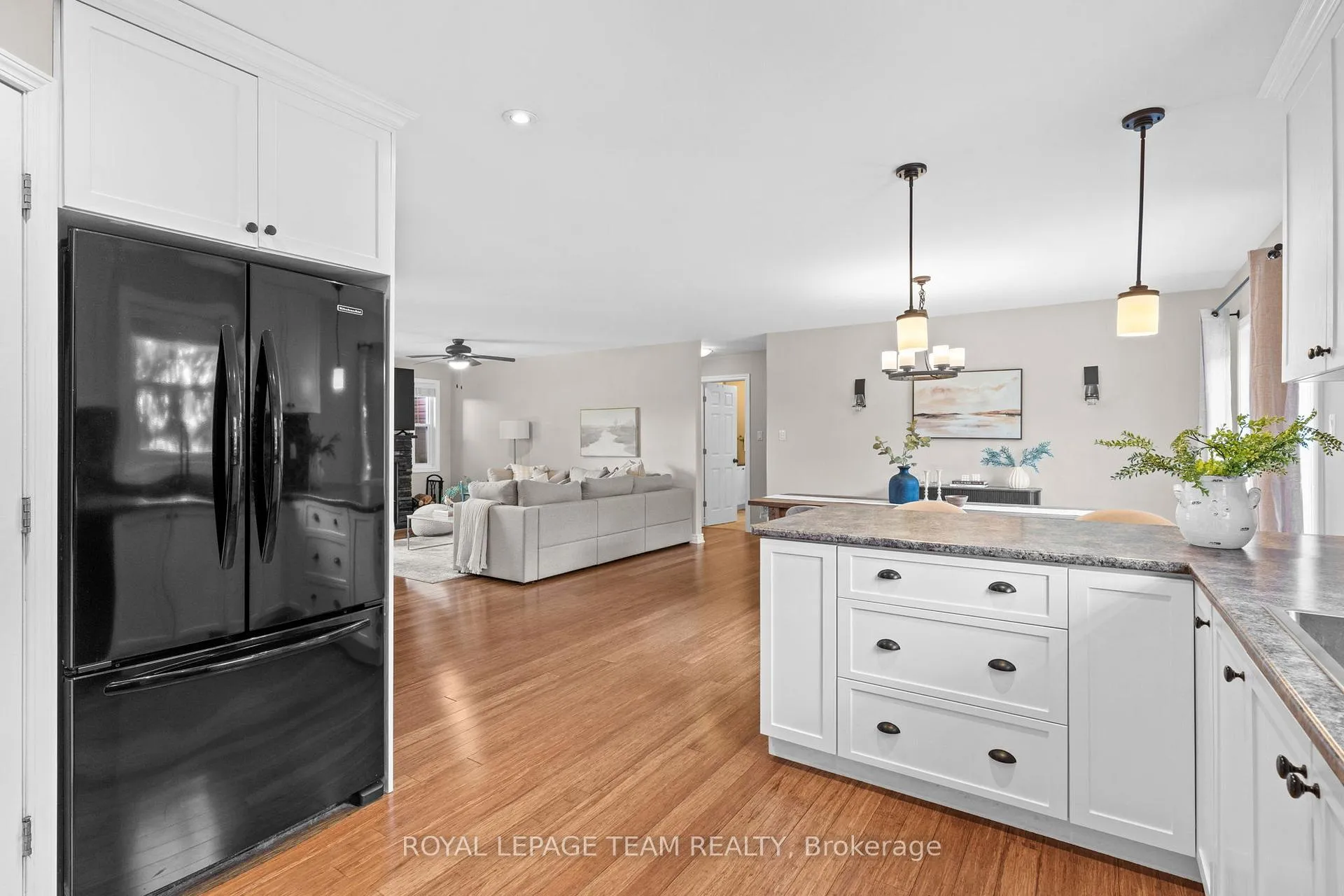 Photo 13 of 10729 Van Camp Road, North Dundas, North Dundas (Mountain) Twp — HOMEH