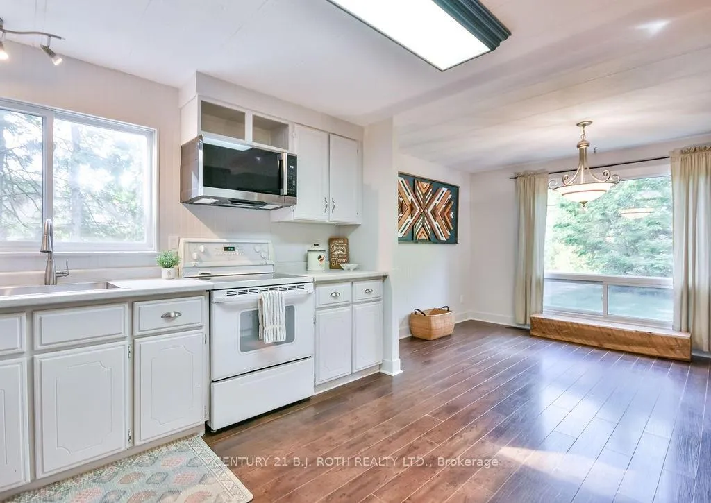 Photo 6 of 2095 Dwyer Road, Springwater, Midhurst — HOMEH