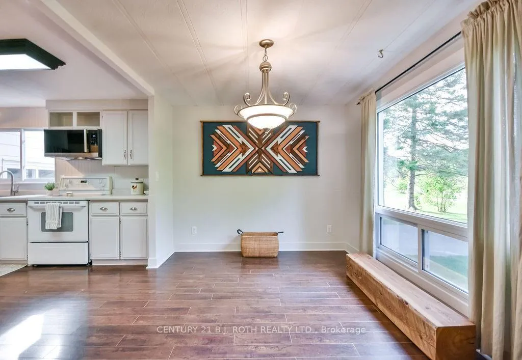 Photo 8 of 2095 Dwyer Road, Springwater, Midhurst — HOMEH
