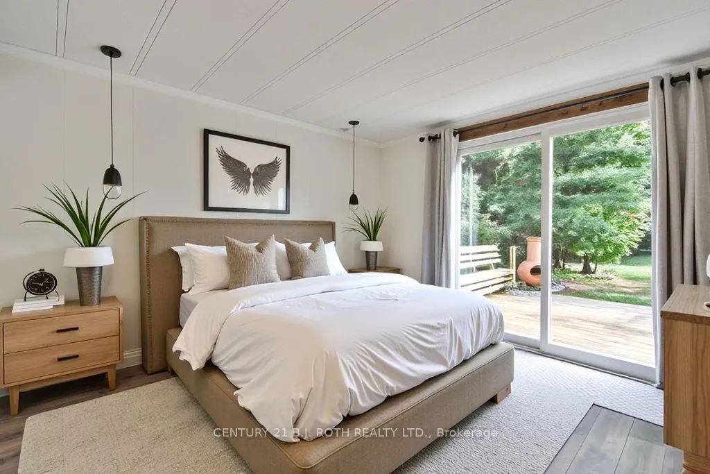 Photo 9 of 2095 Dwyer Road, Springwater, Midhurst — HOMEH