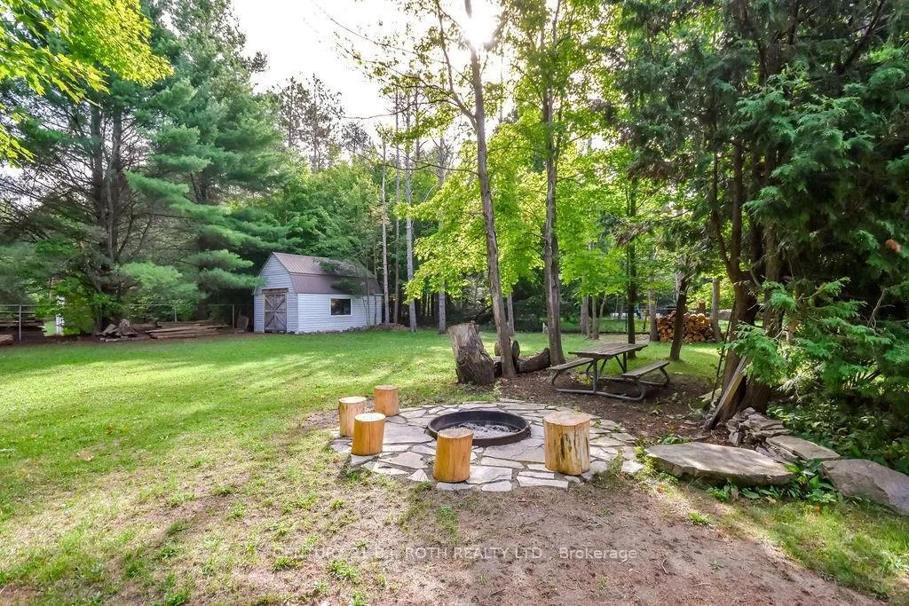 Photo 20 of 2095 Dwyer Road, Springwater, Midhurst — HOMEH