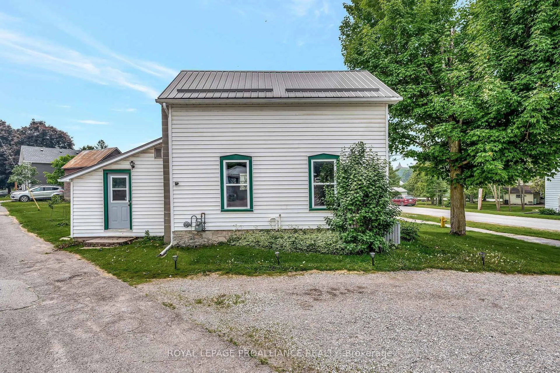 Photo 4 of 627 Old Bogart Road, Tweed, Tweed (Village) — HOMEH