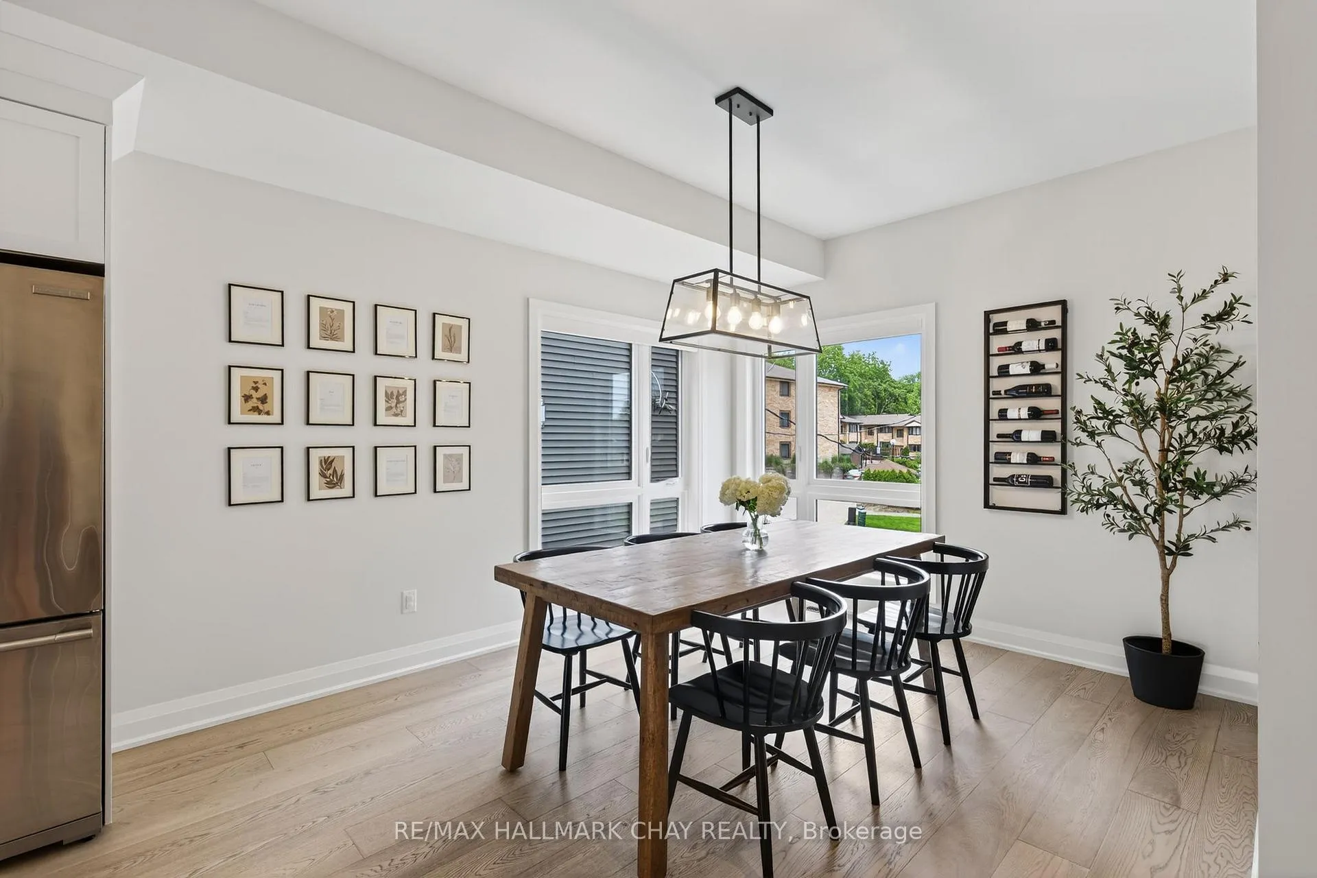 Photo 6 of 86 Clapperton Street, Barrie, Codrington — HOMEH