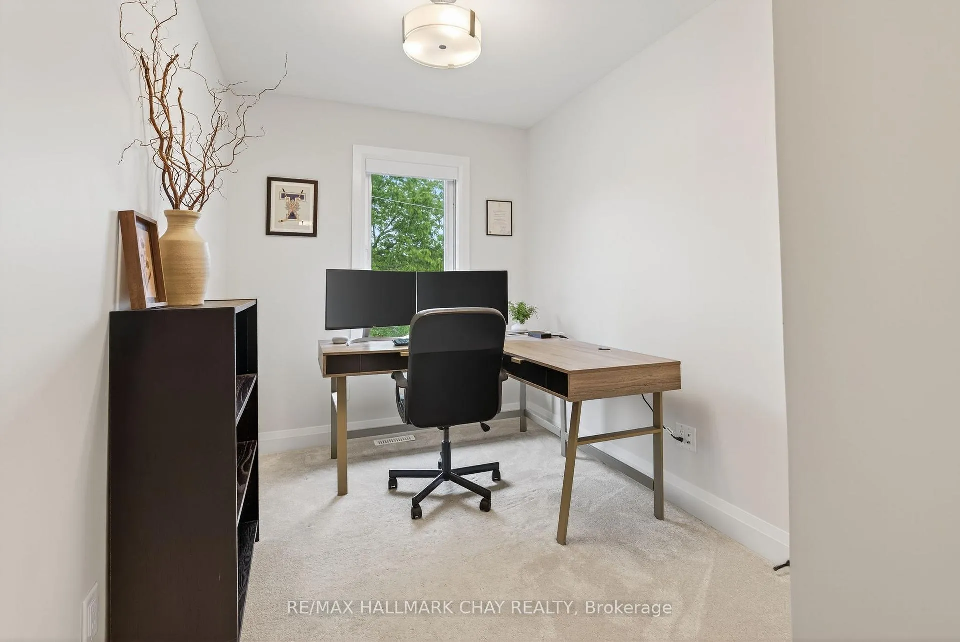 Photo 16 of 86 Clapperton Street, Barrie, Codrington — HOMEH