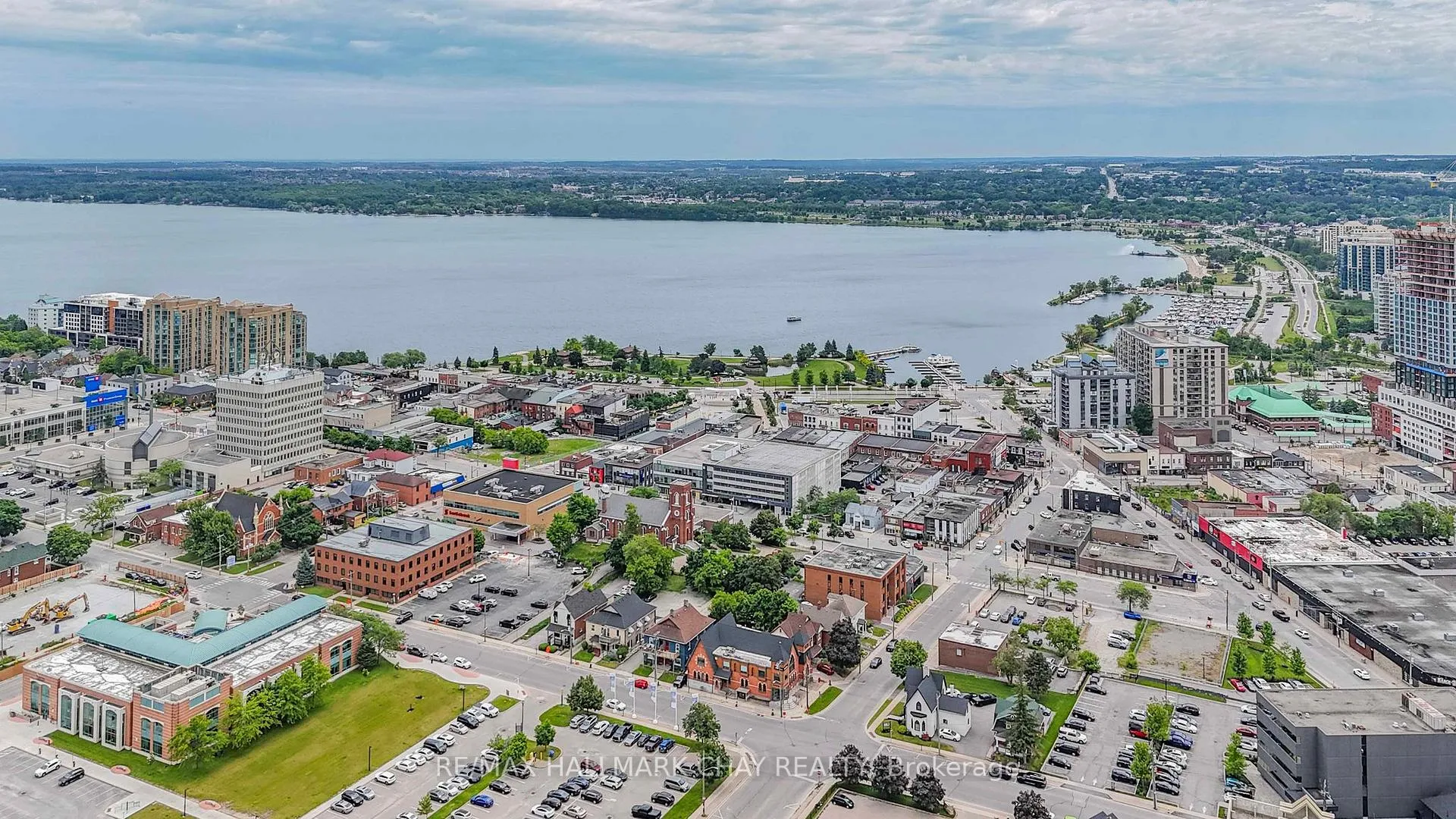Photo 32 of 86 Clapperton Street, Barrie, Codrington — HOMEH