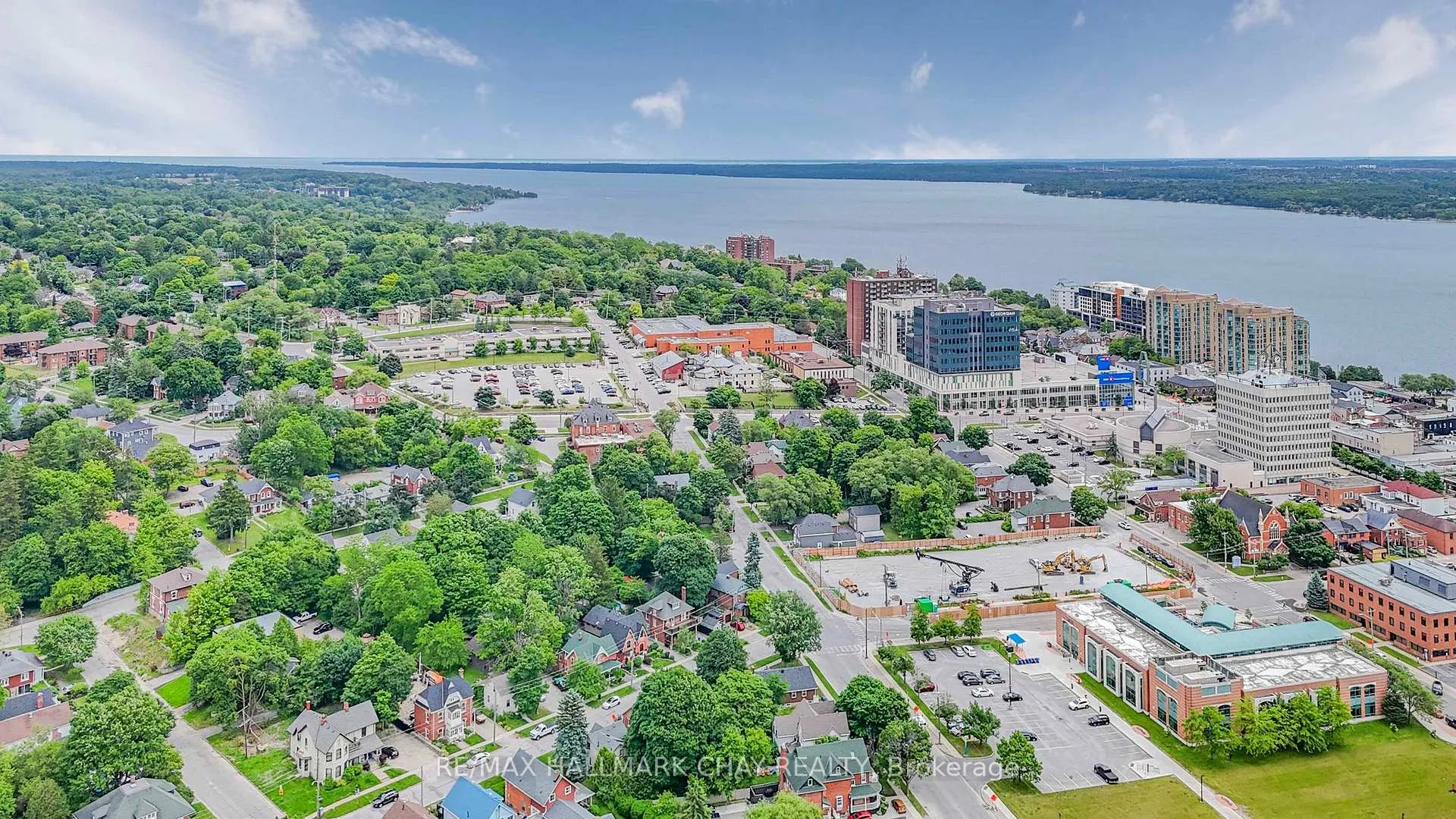 Photo 33 of 86 Clapperton Street, Barrie, Codrington — HOMEH